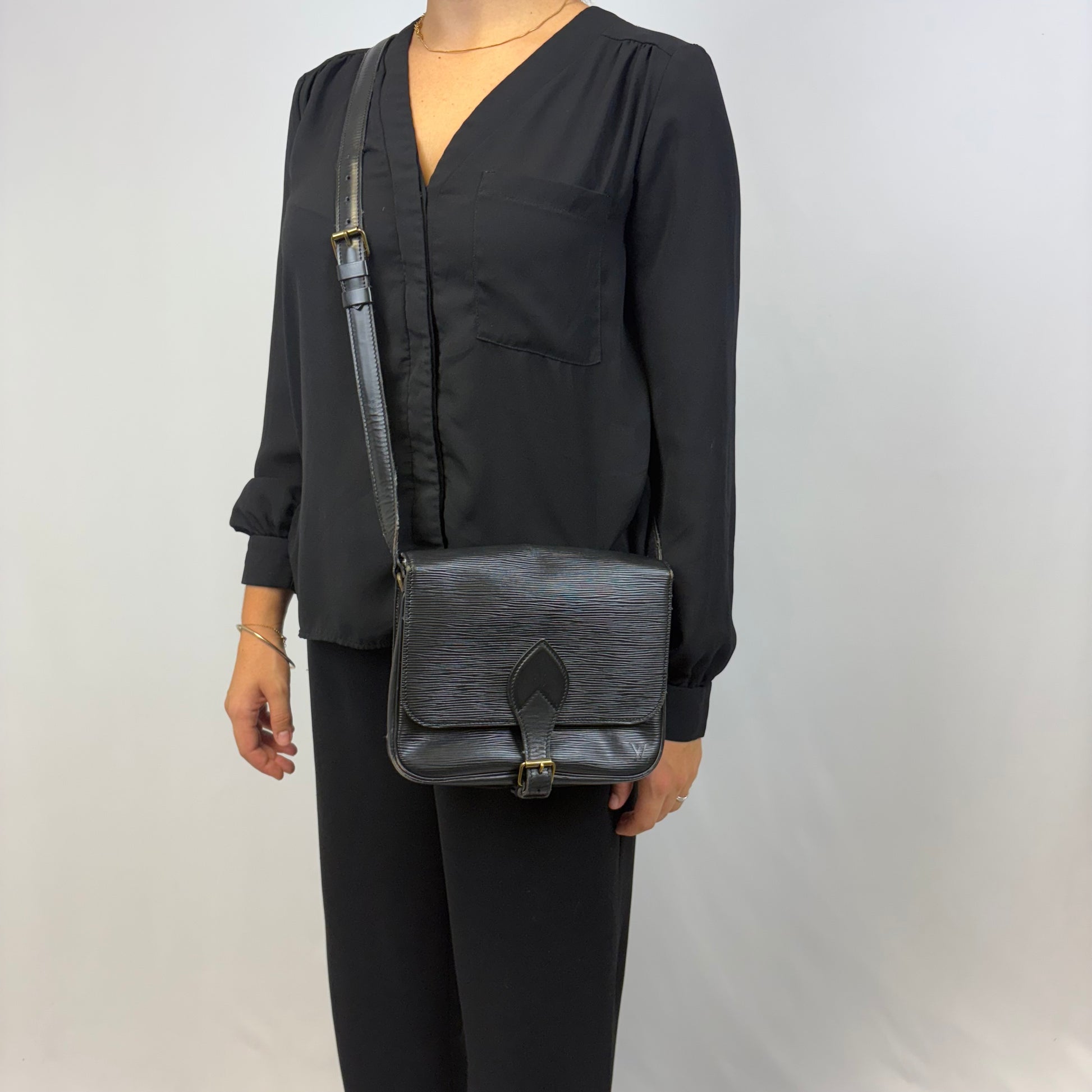 Louis Vuitton Cartouchière Epi