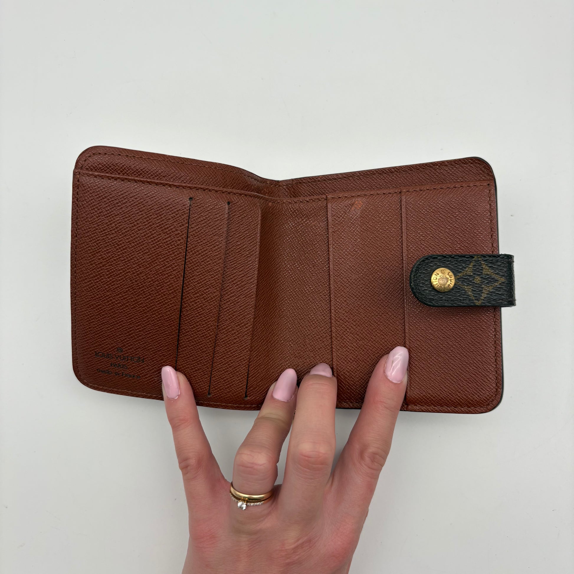 Louis Vuitton Compact Zippy