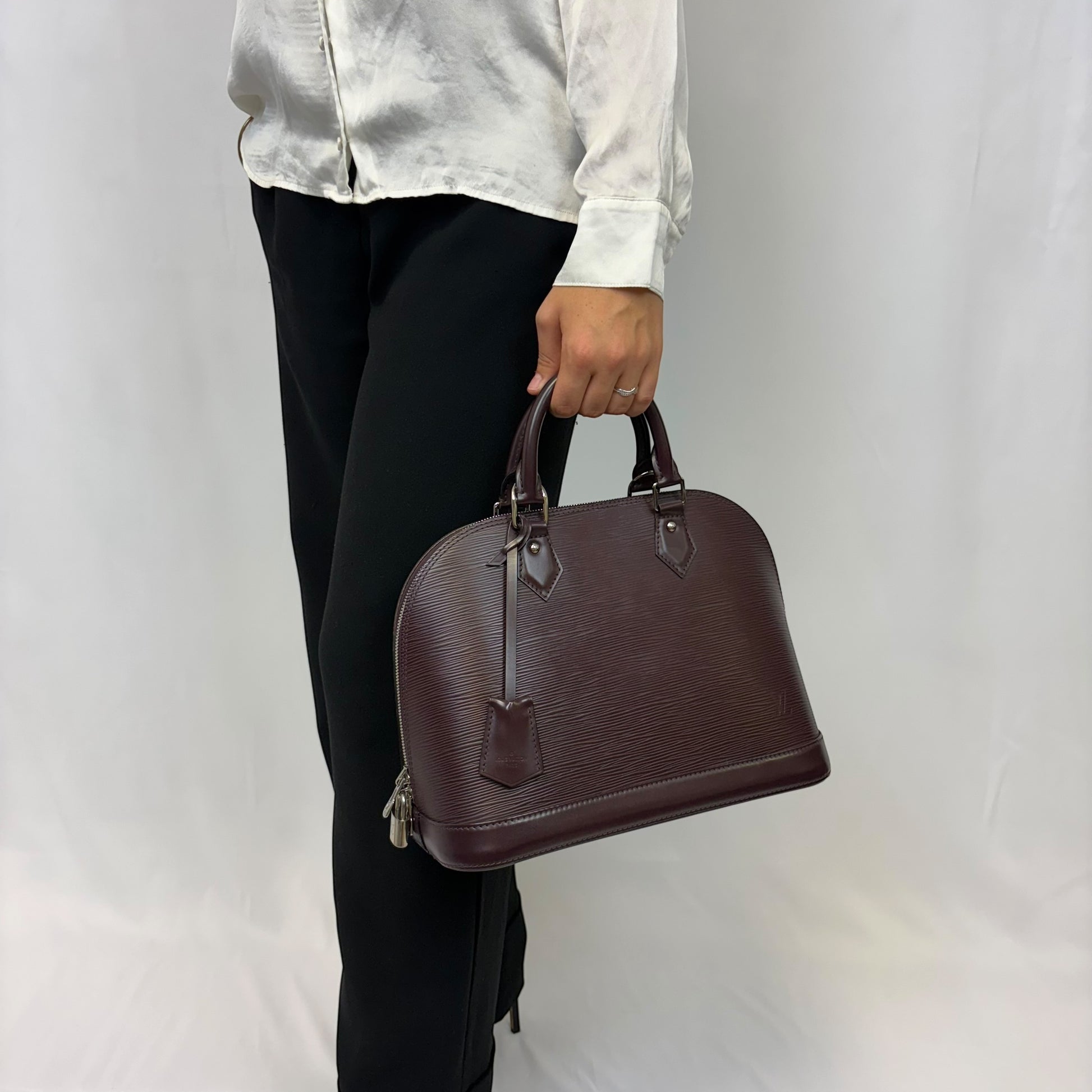Louis Vuitton Alma PM