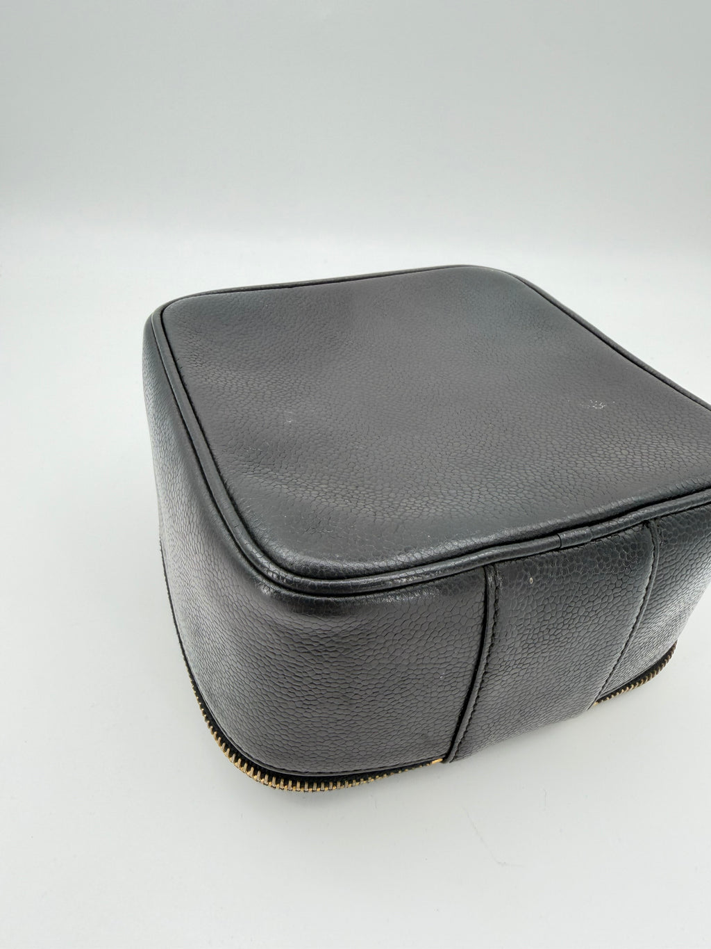CHANEL VANITY