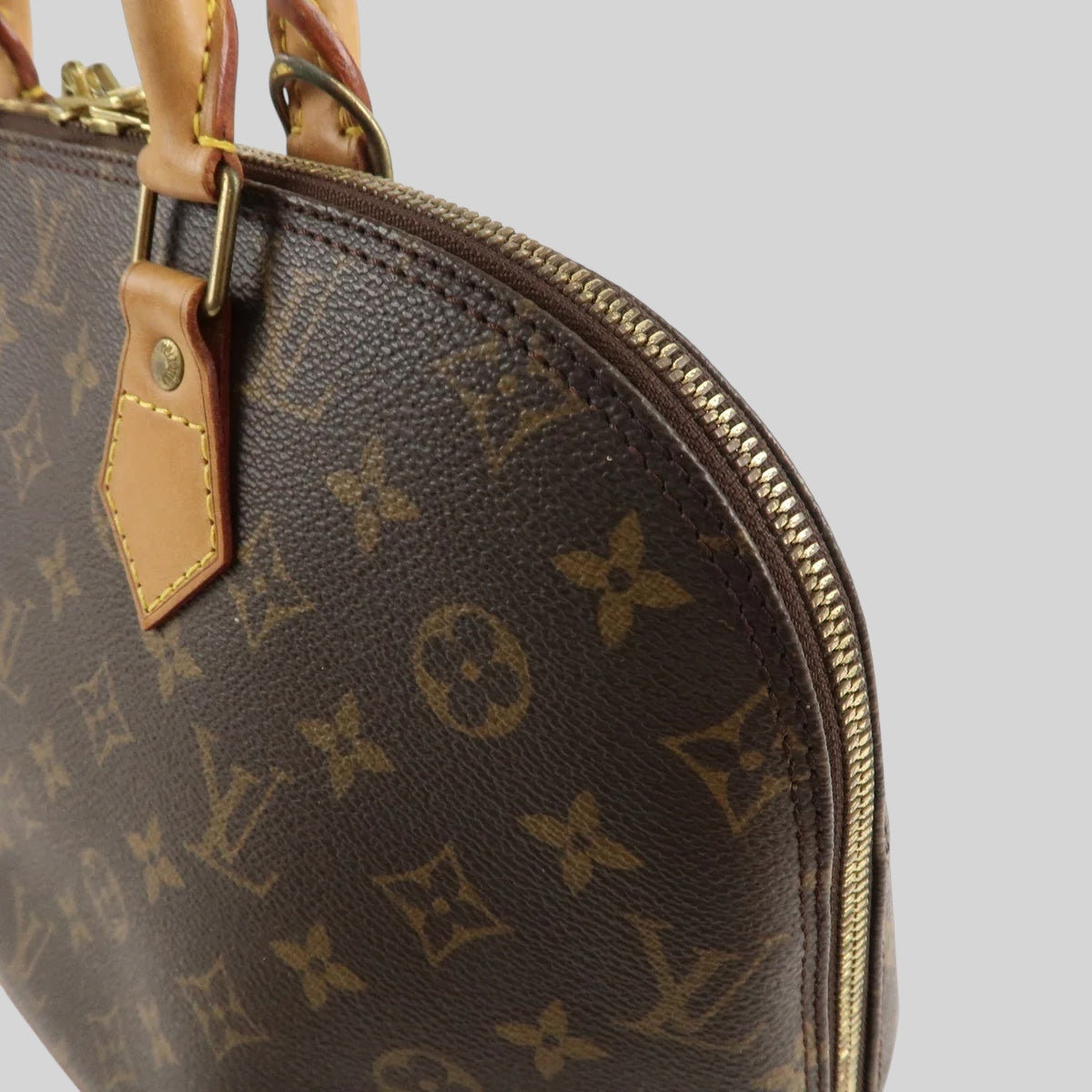Louis Vuitton Alma PM
