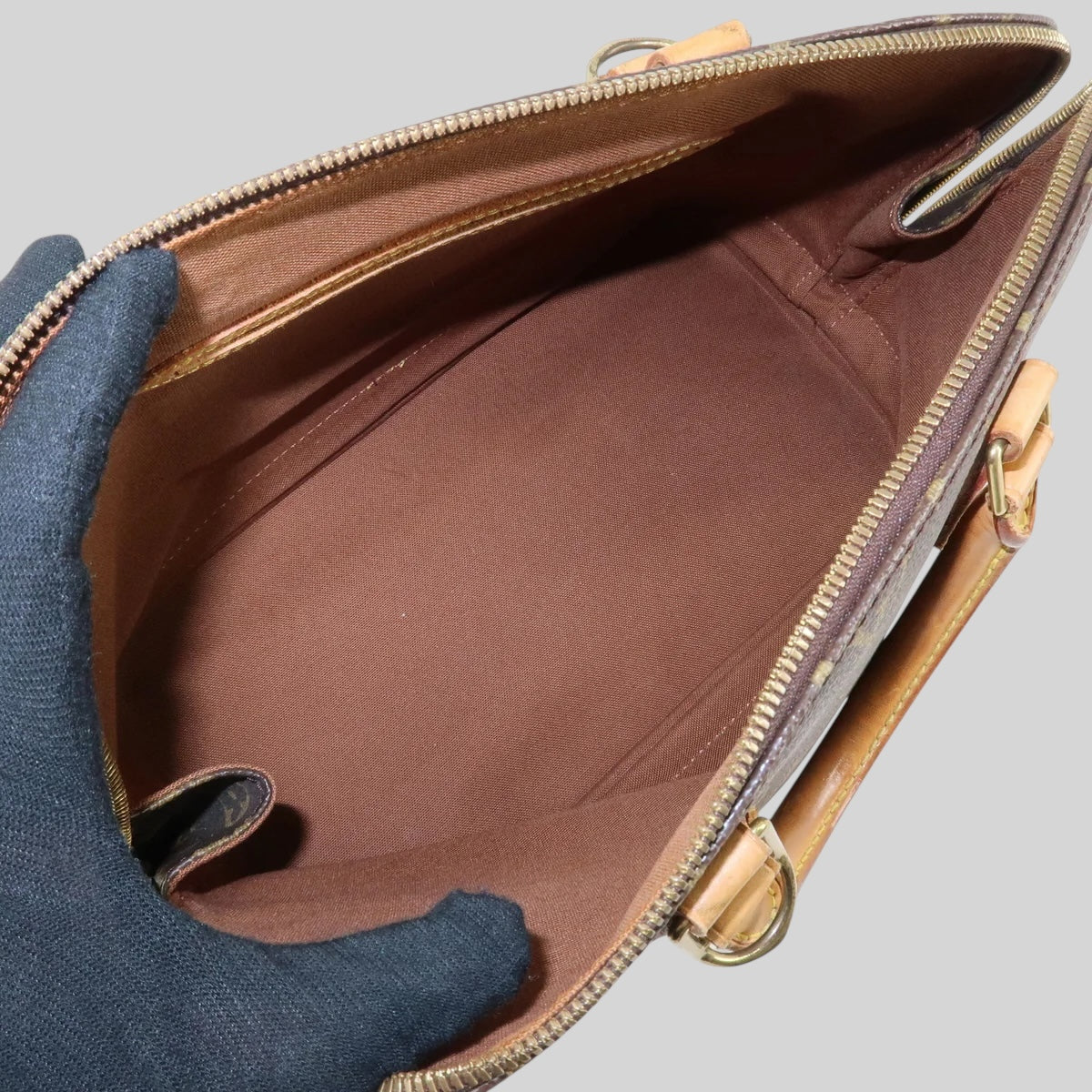 Louis Vuitton Alma PM