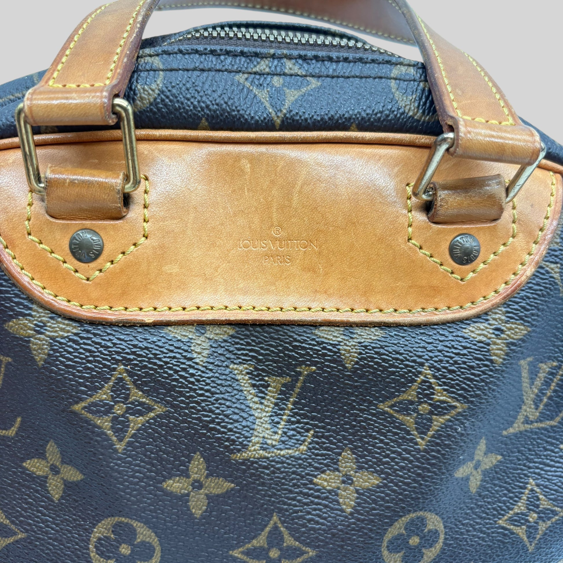 Louis Vuitton Excursion