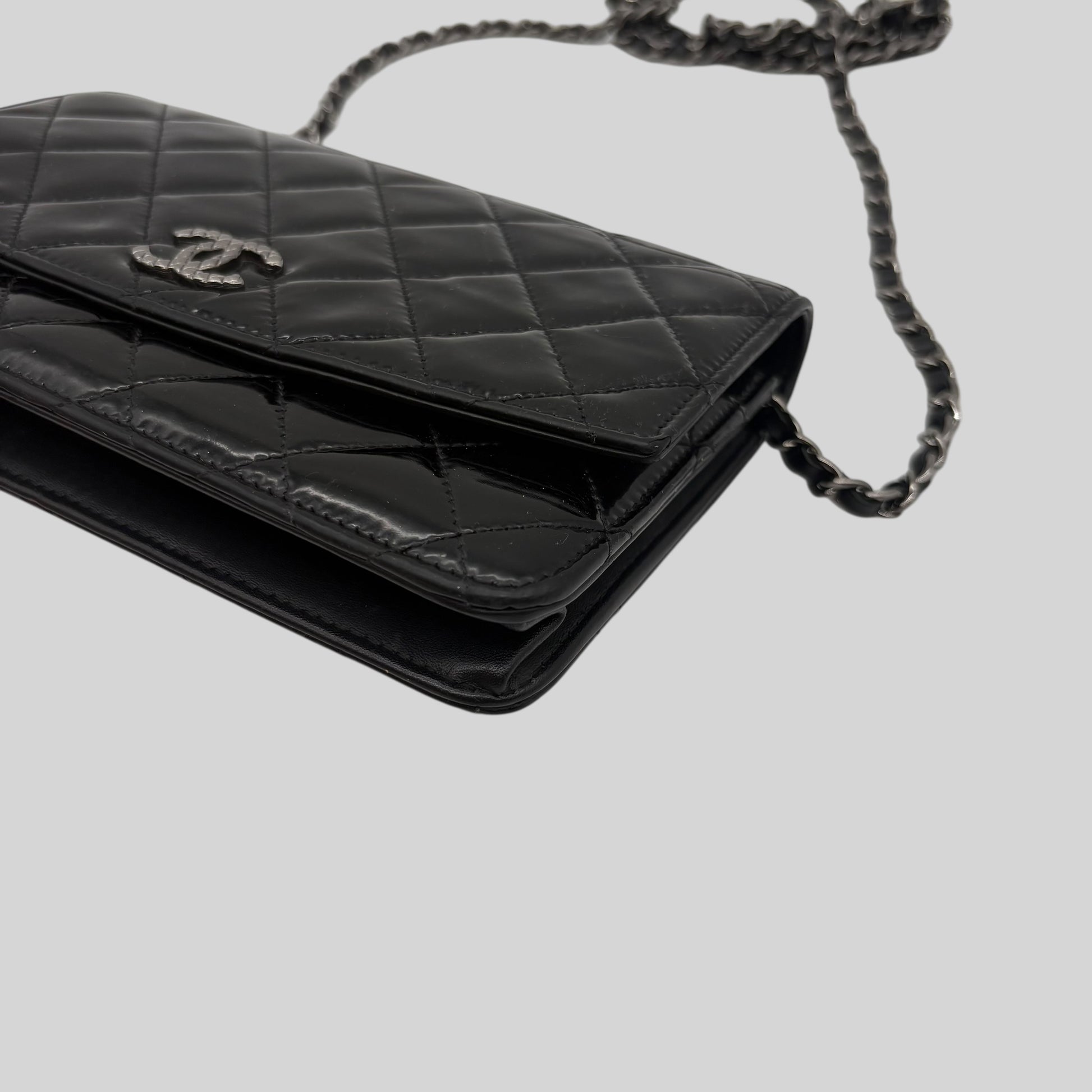 Chanel Wallet On Chain