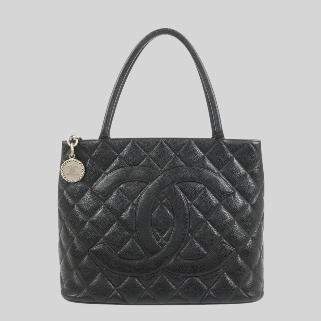 Chanel Coco Médaillon