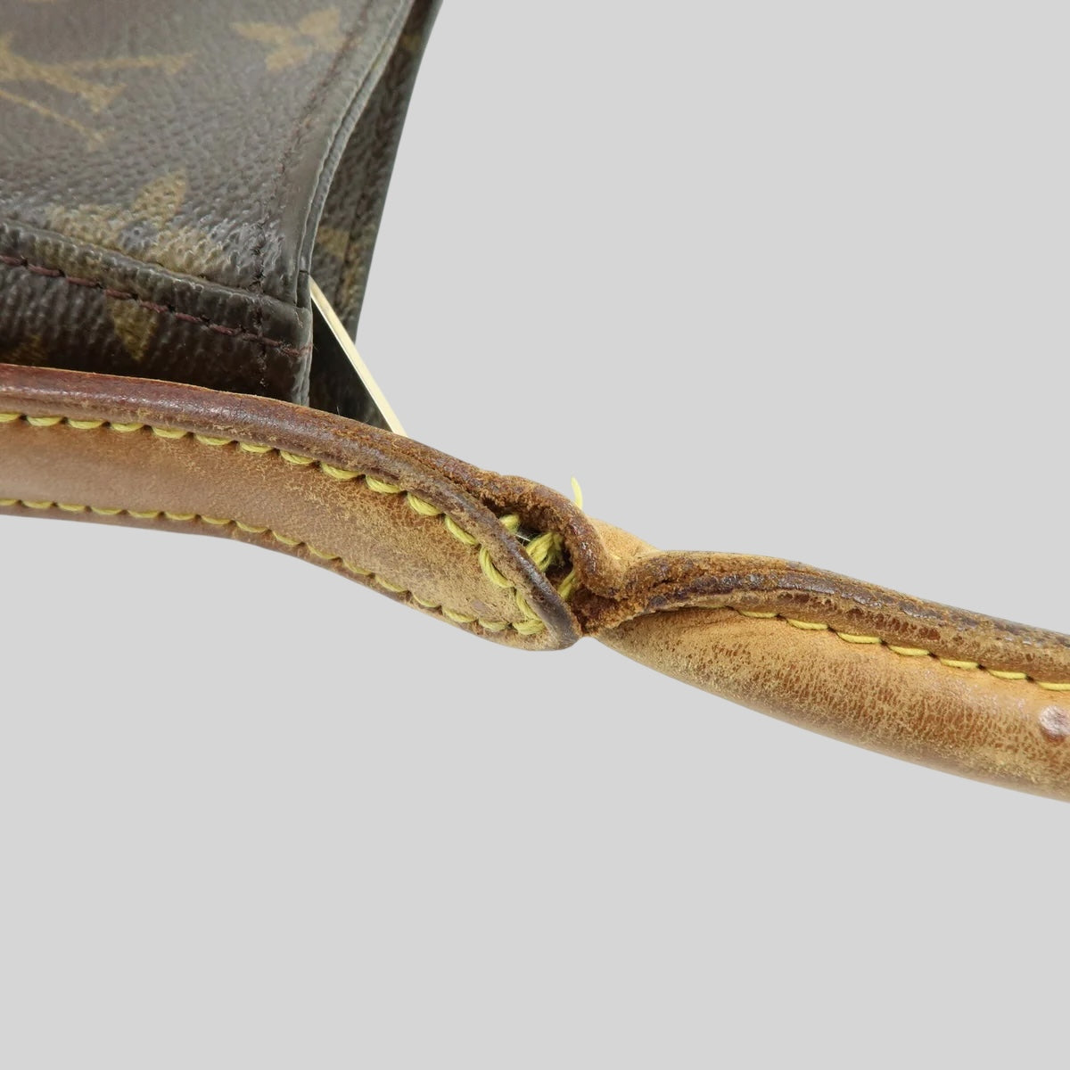 Louis Vuitton Looping GM