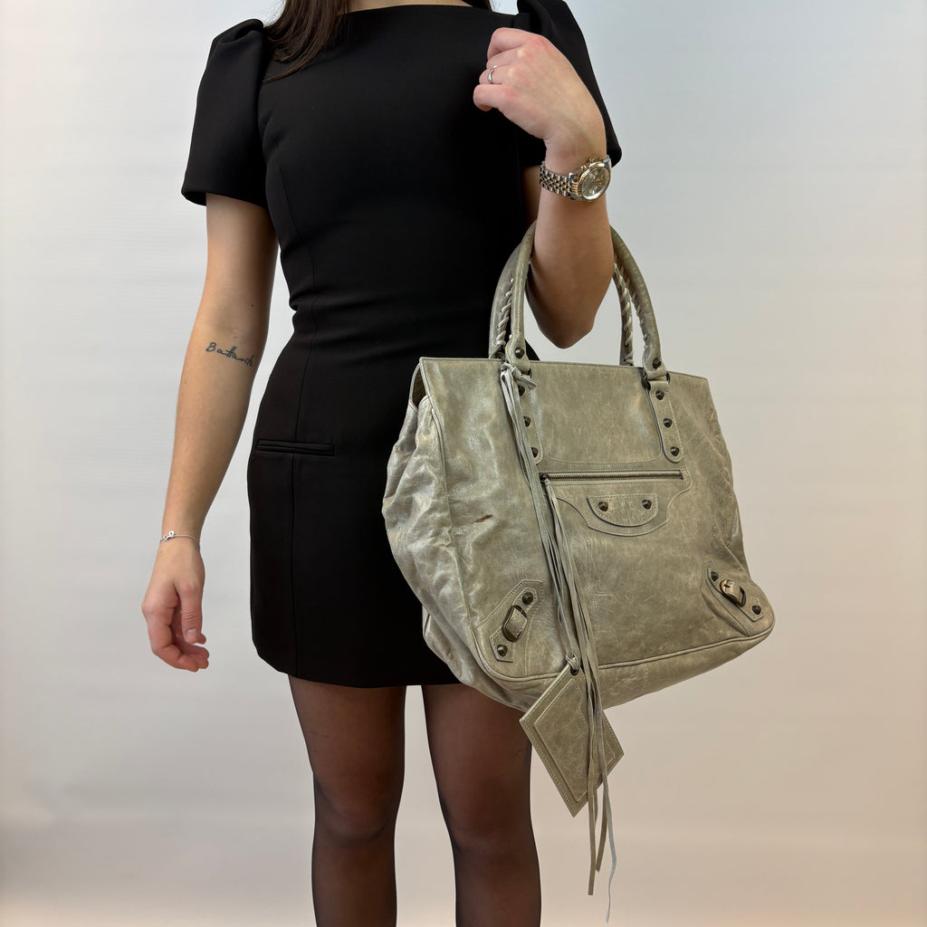 Balenciaga The Shopping