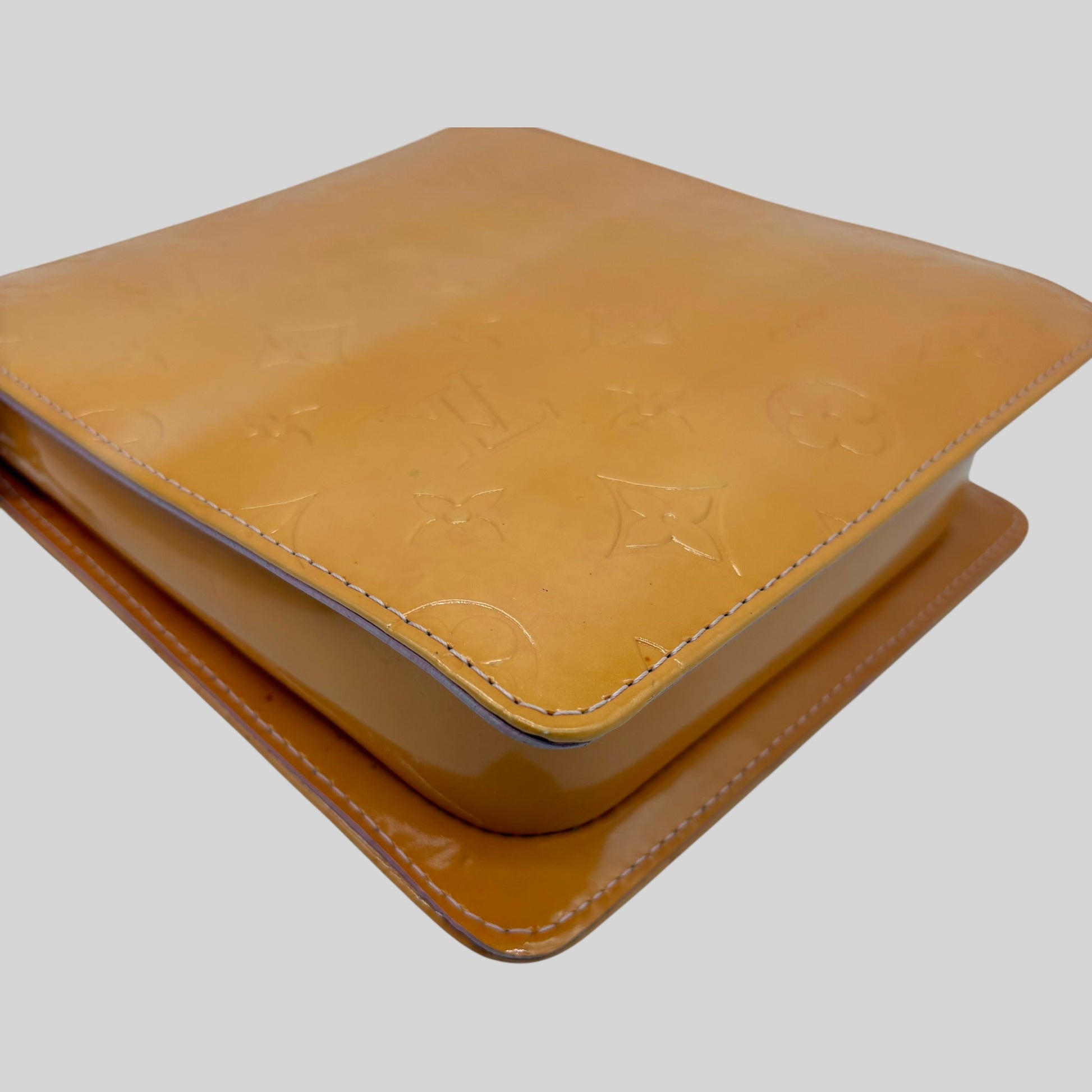 Louis Vuitton Motte