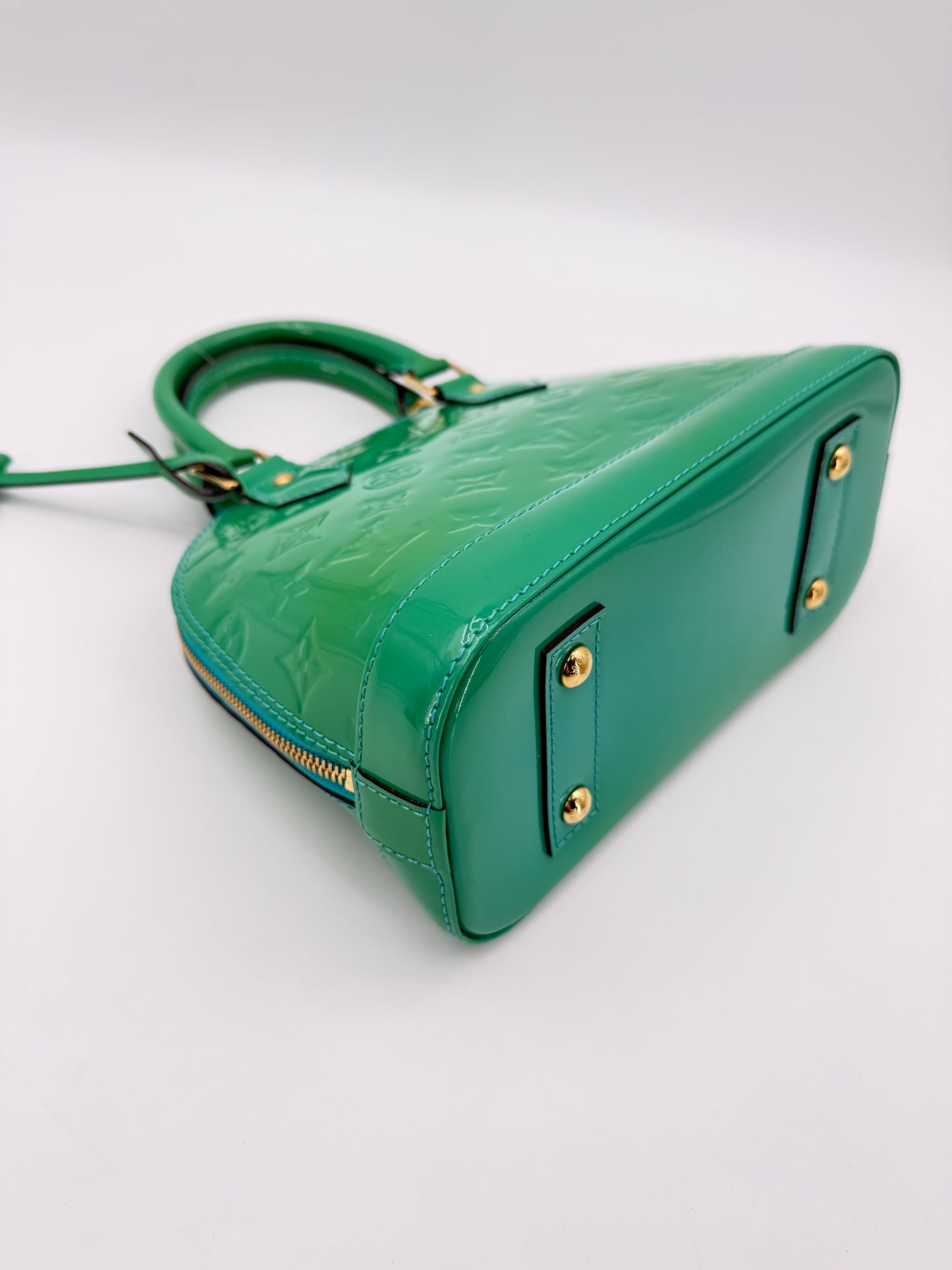 LOUIS VUITTON ALMA BB