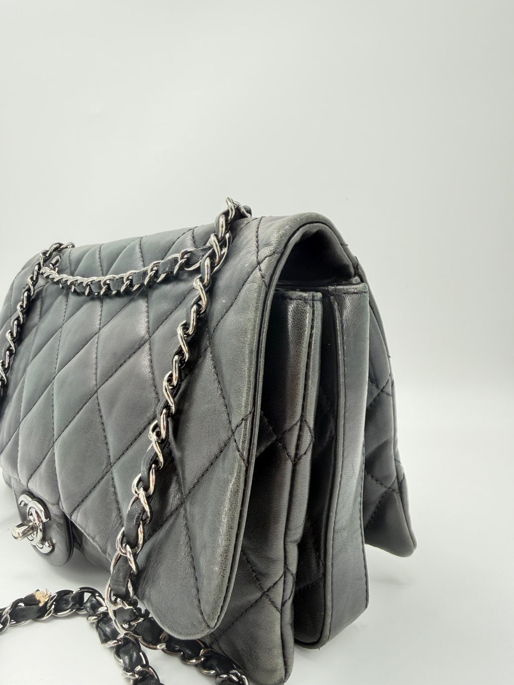 CHANEL ACCORDION