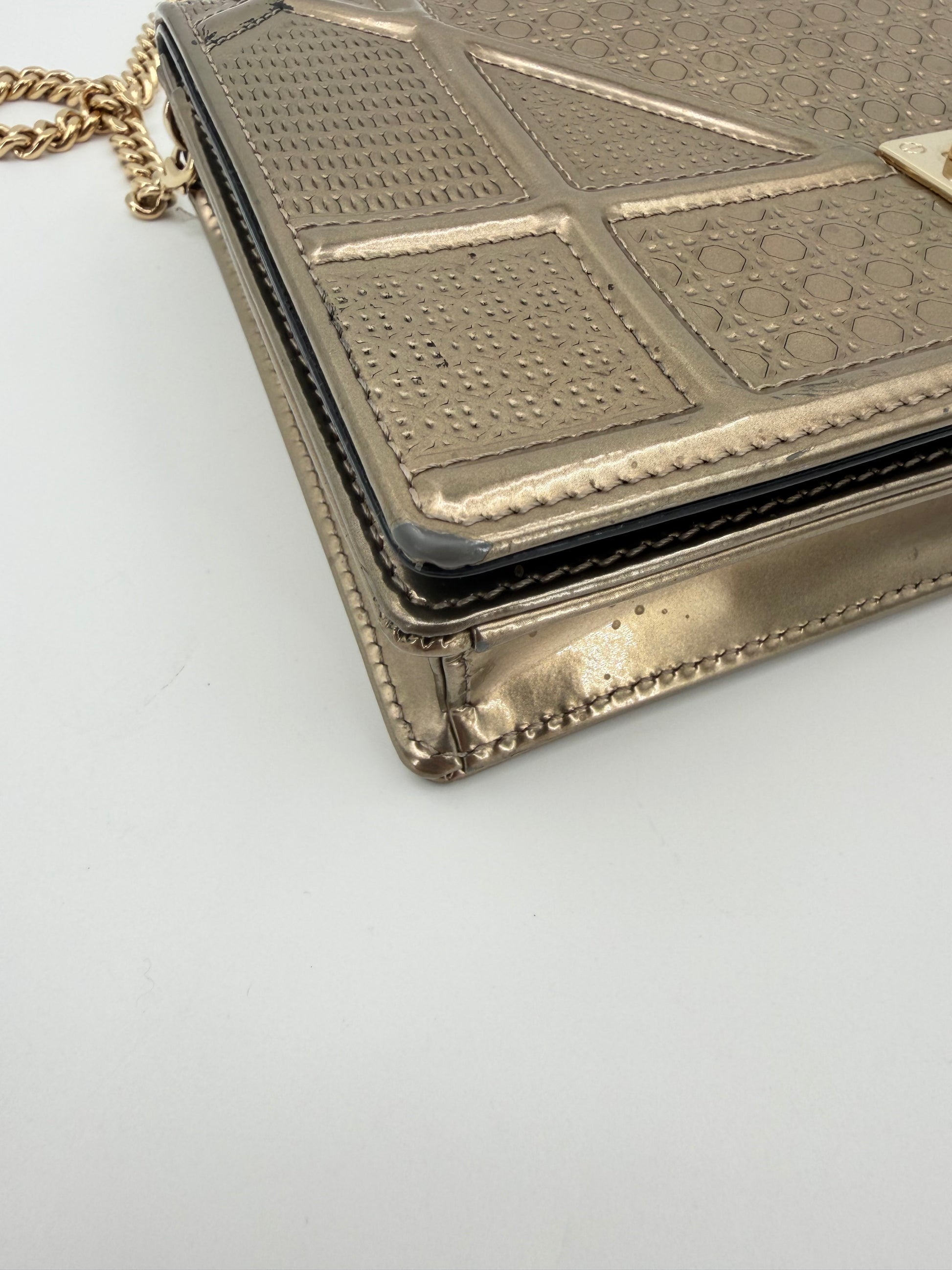 DIOR DIORAMA
