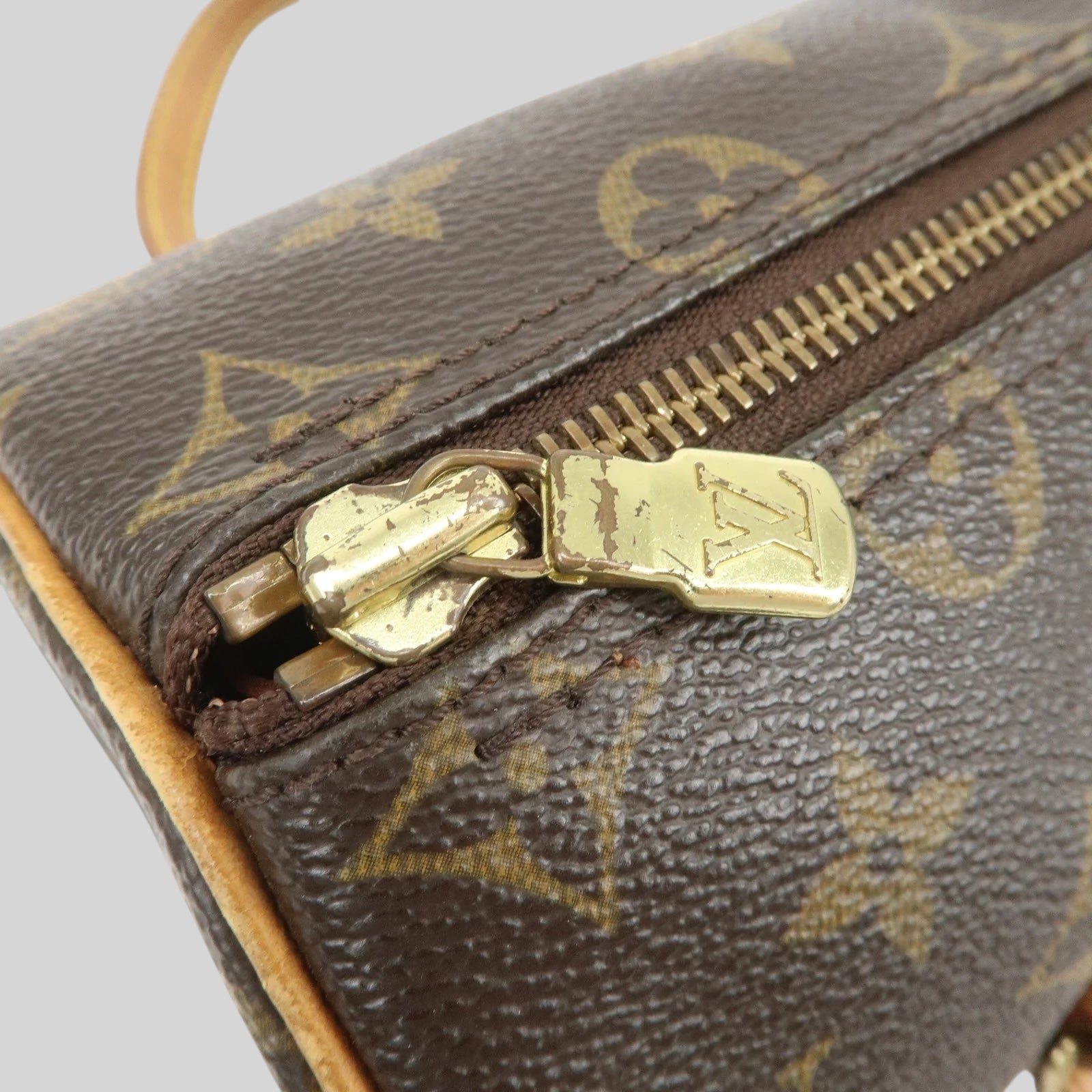 Louis Vuitton Papillon 26