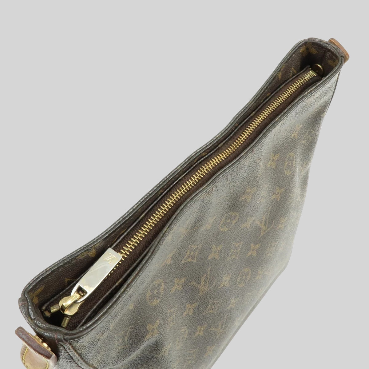 Louis Vuitton Looping GM