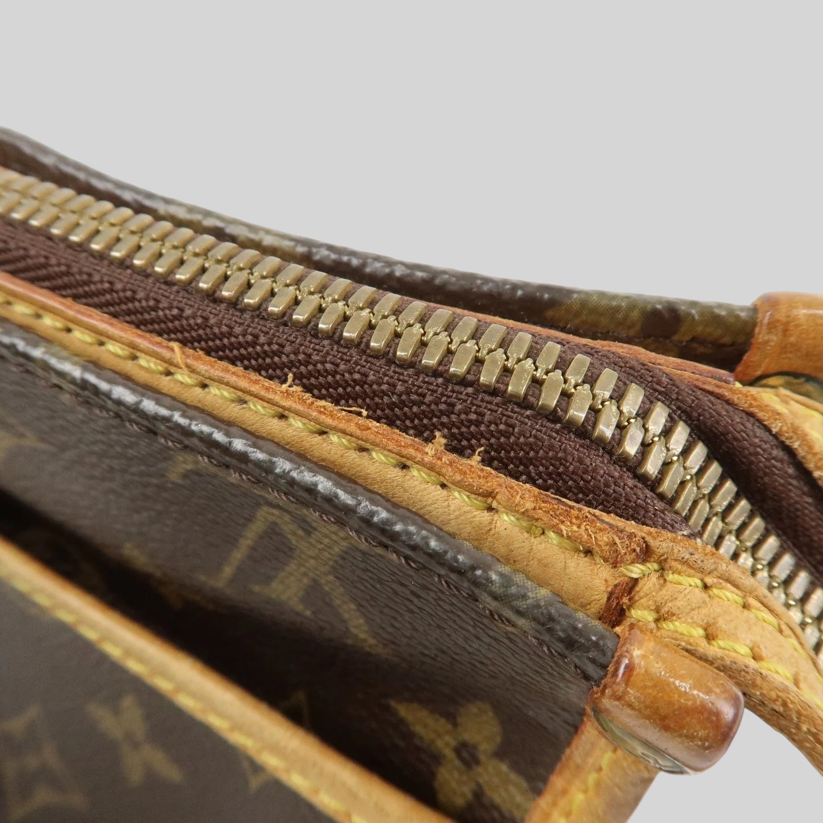 Louis Vuitton Popincourt Long