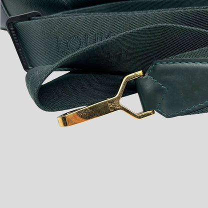 Louis Vuitton Kendall PM Taiga