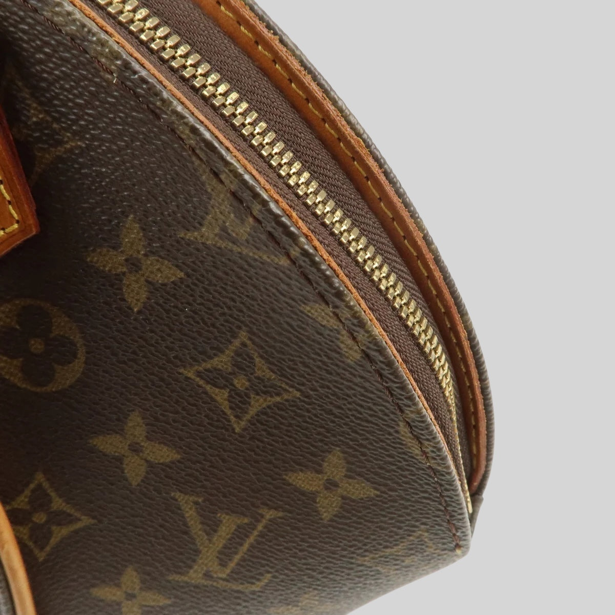 Louis Vuitton Ellipse PM