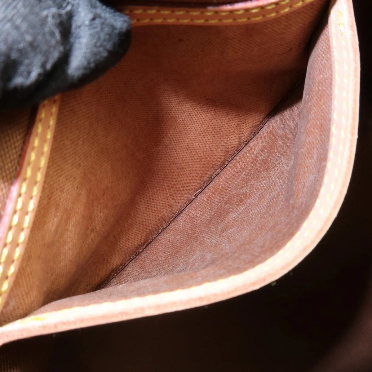 Louis Vuitton Speedy 40