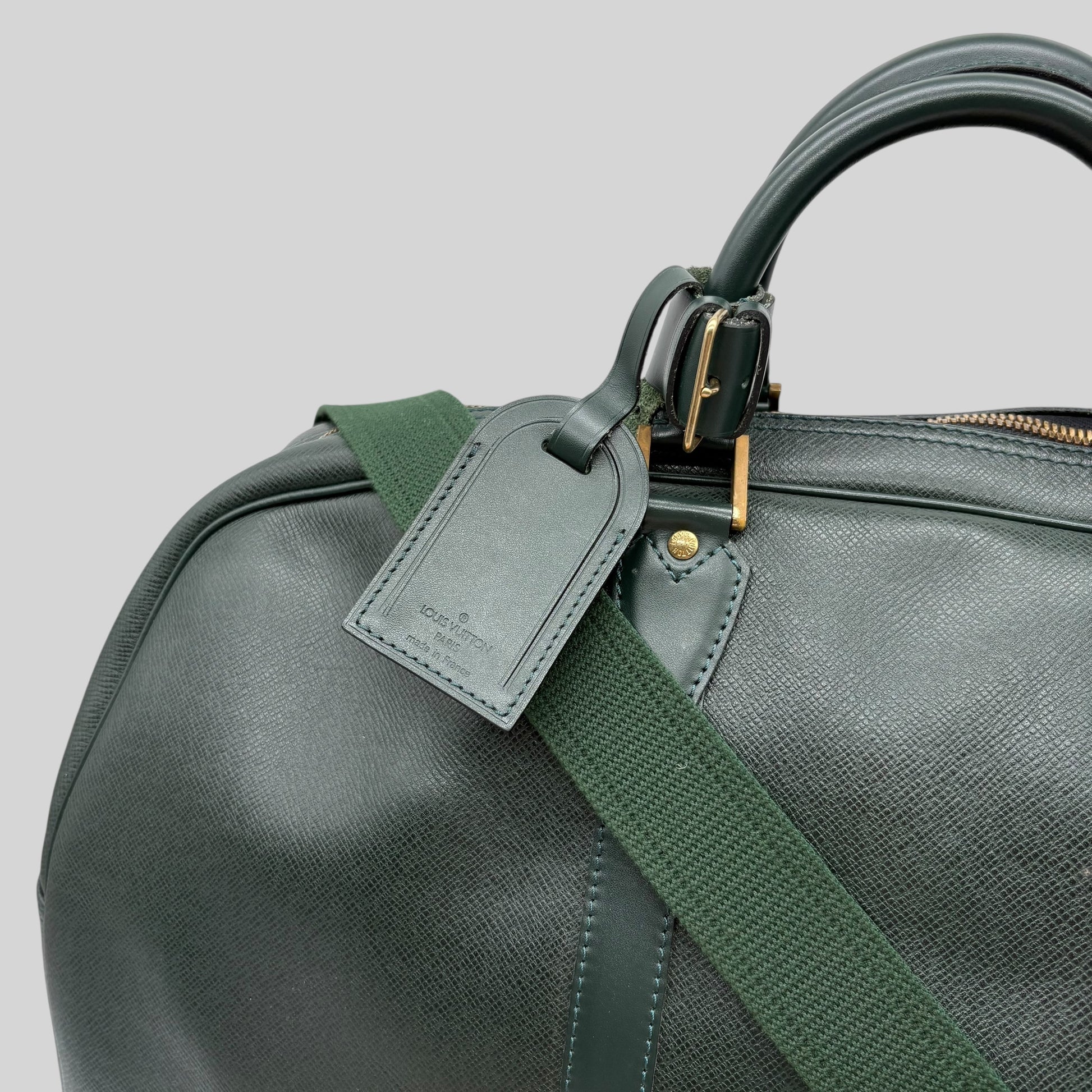 Louis Vuitton Kendall Taiga