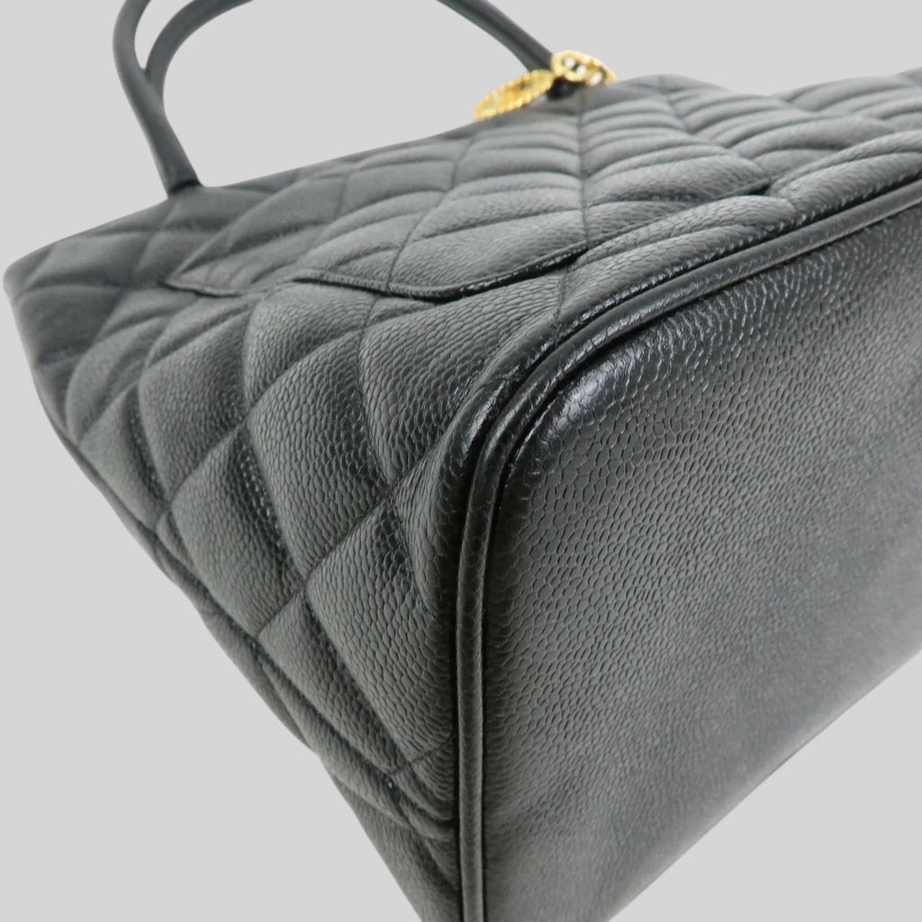 Chanel COCO Médaillon