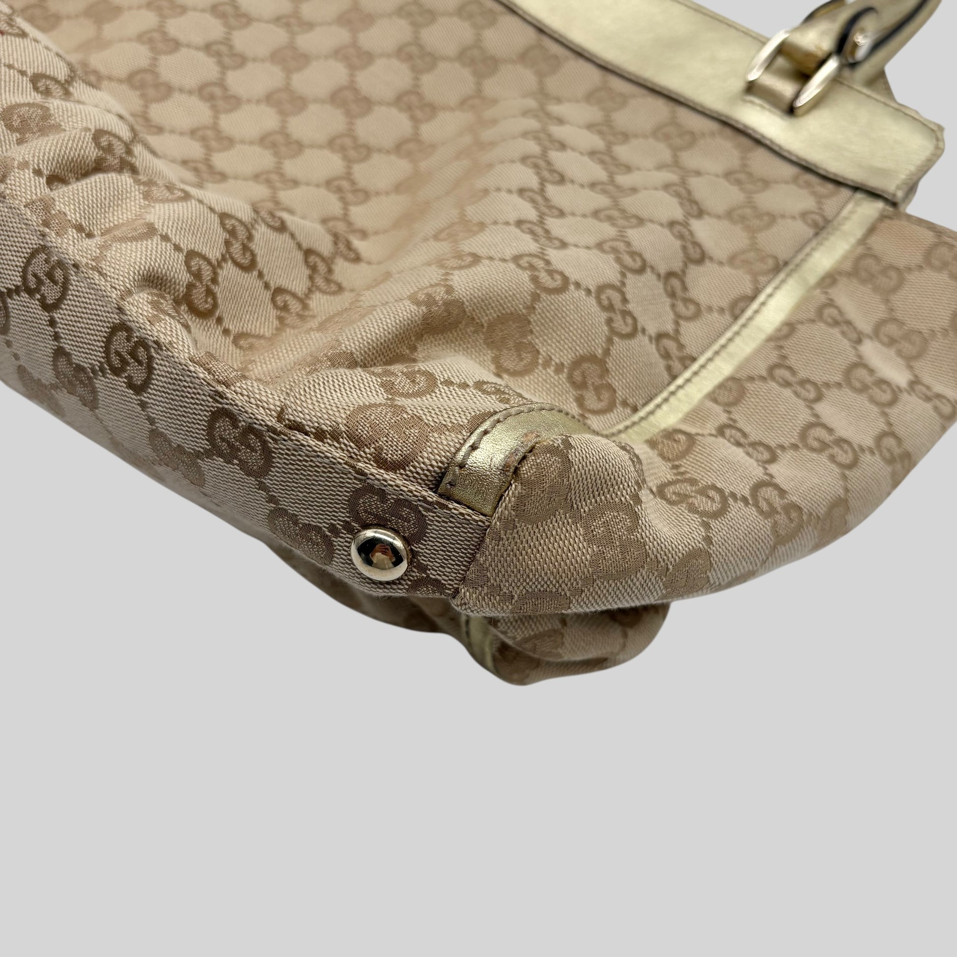 Gucci D-Ring