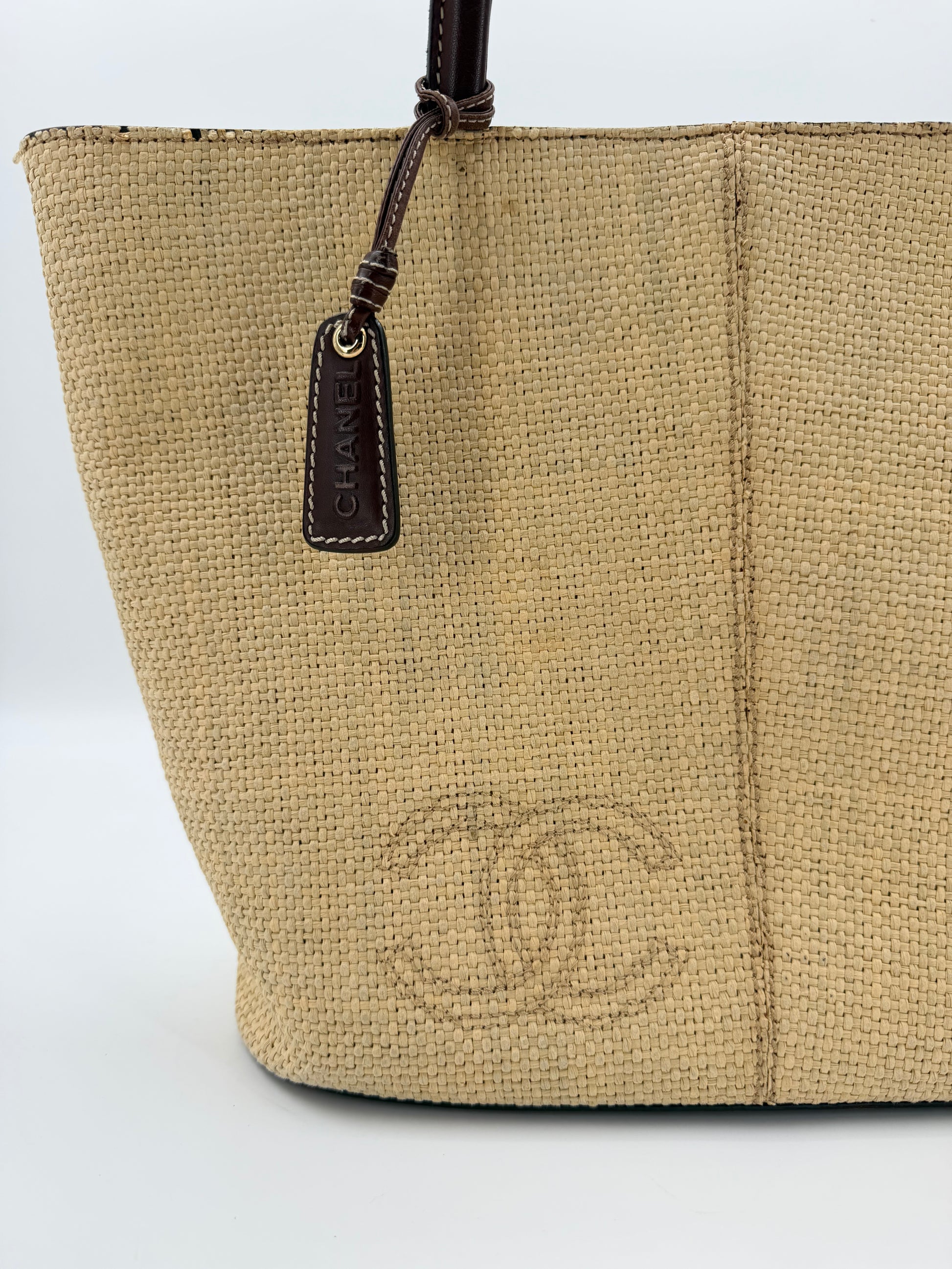 CHANEL TOTE