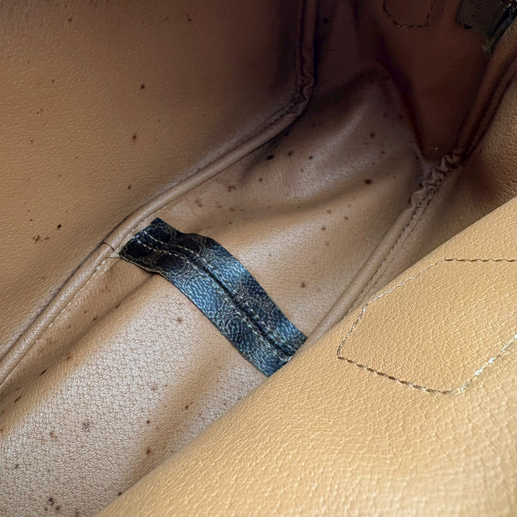Céline Macadam Shoulder