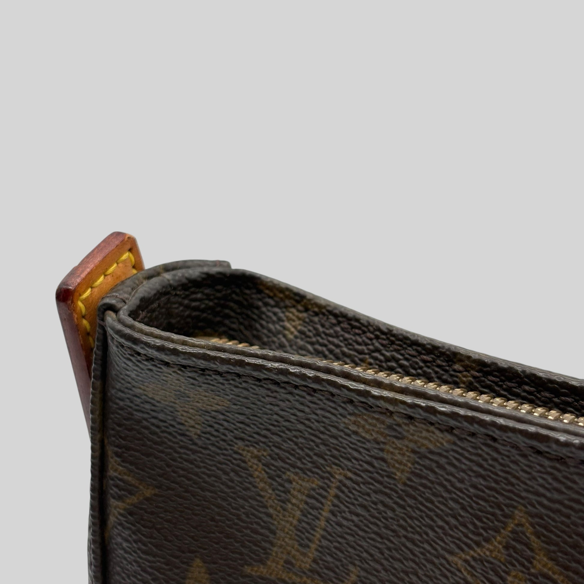 Louis Vuitton Looping MM