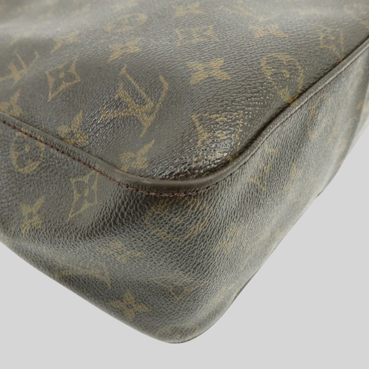 Louis Vuitton Looping GM