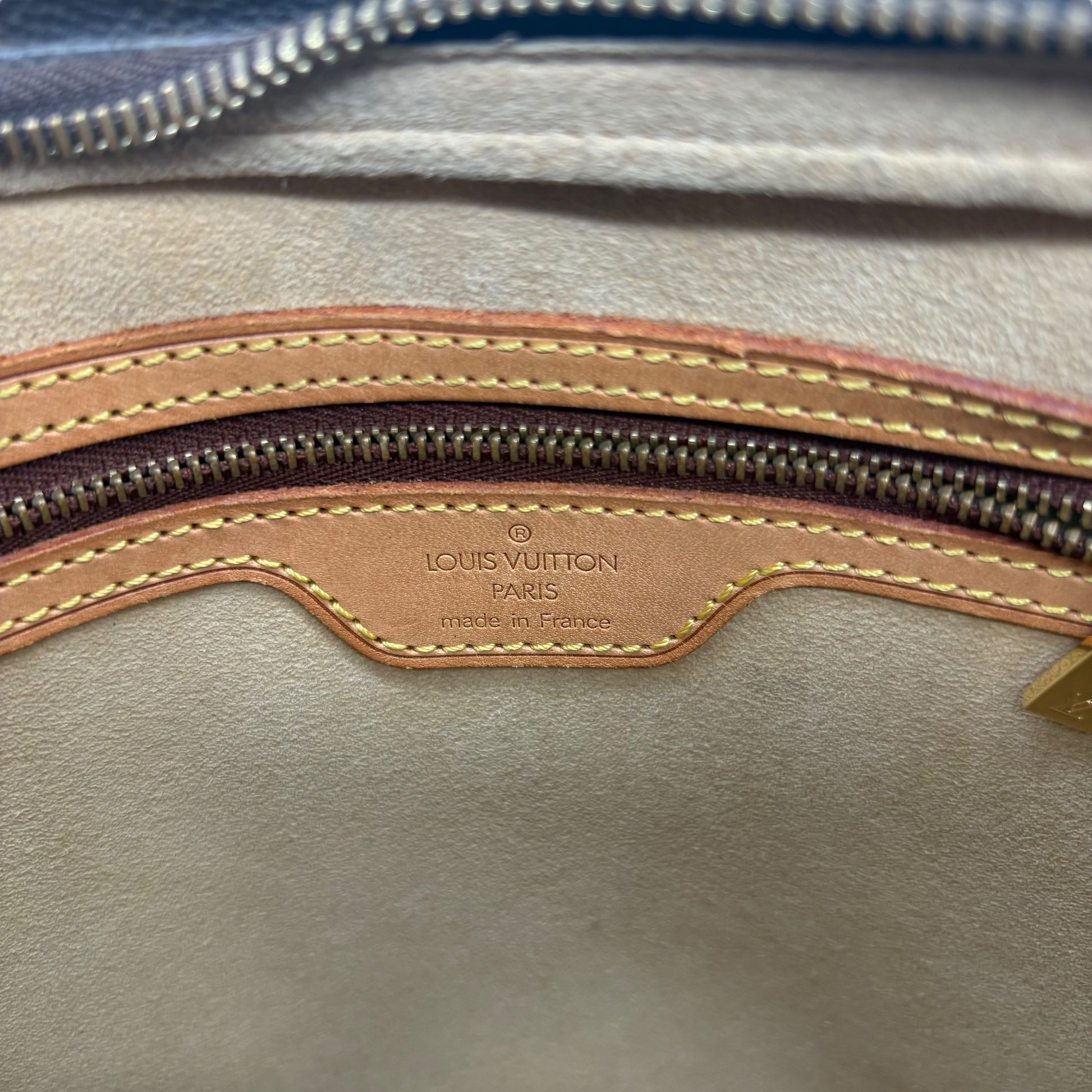 Louis Vuitton Looping MM