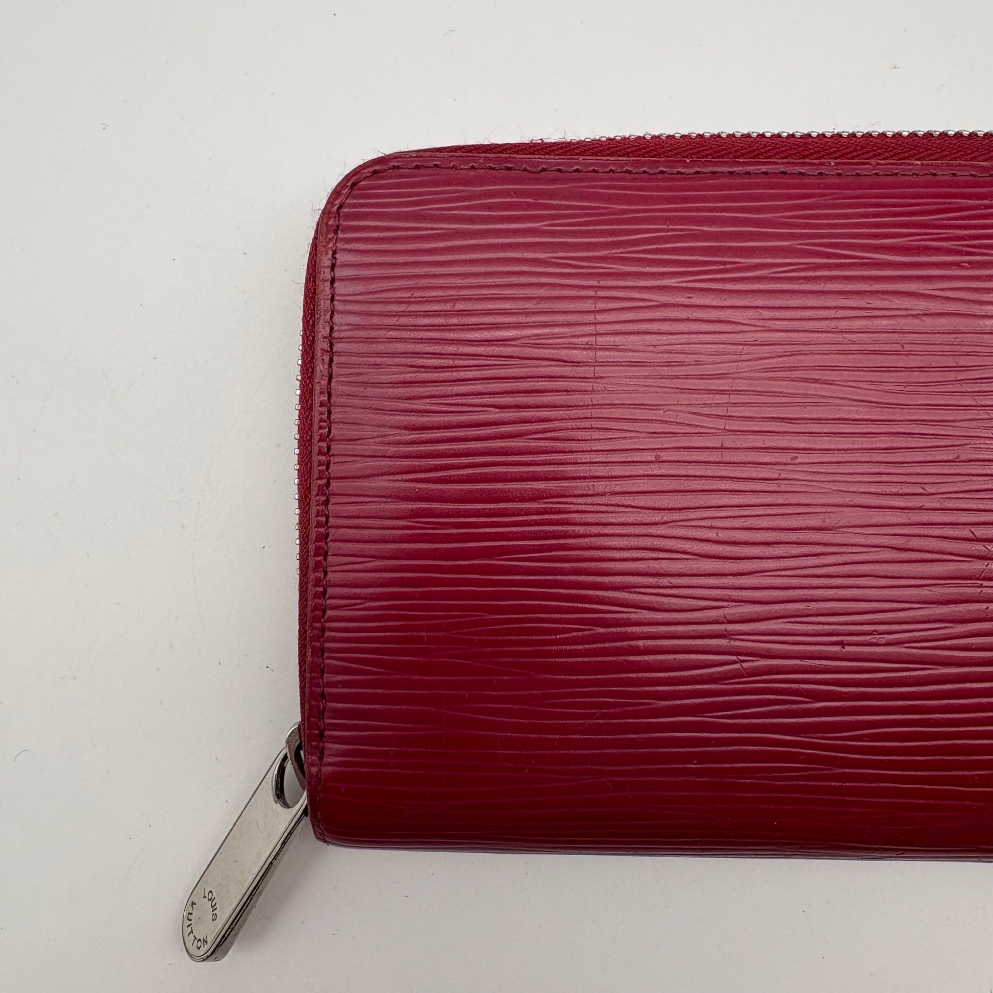 Louis Vuitton Zippy Epi