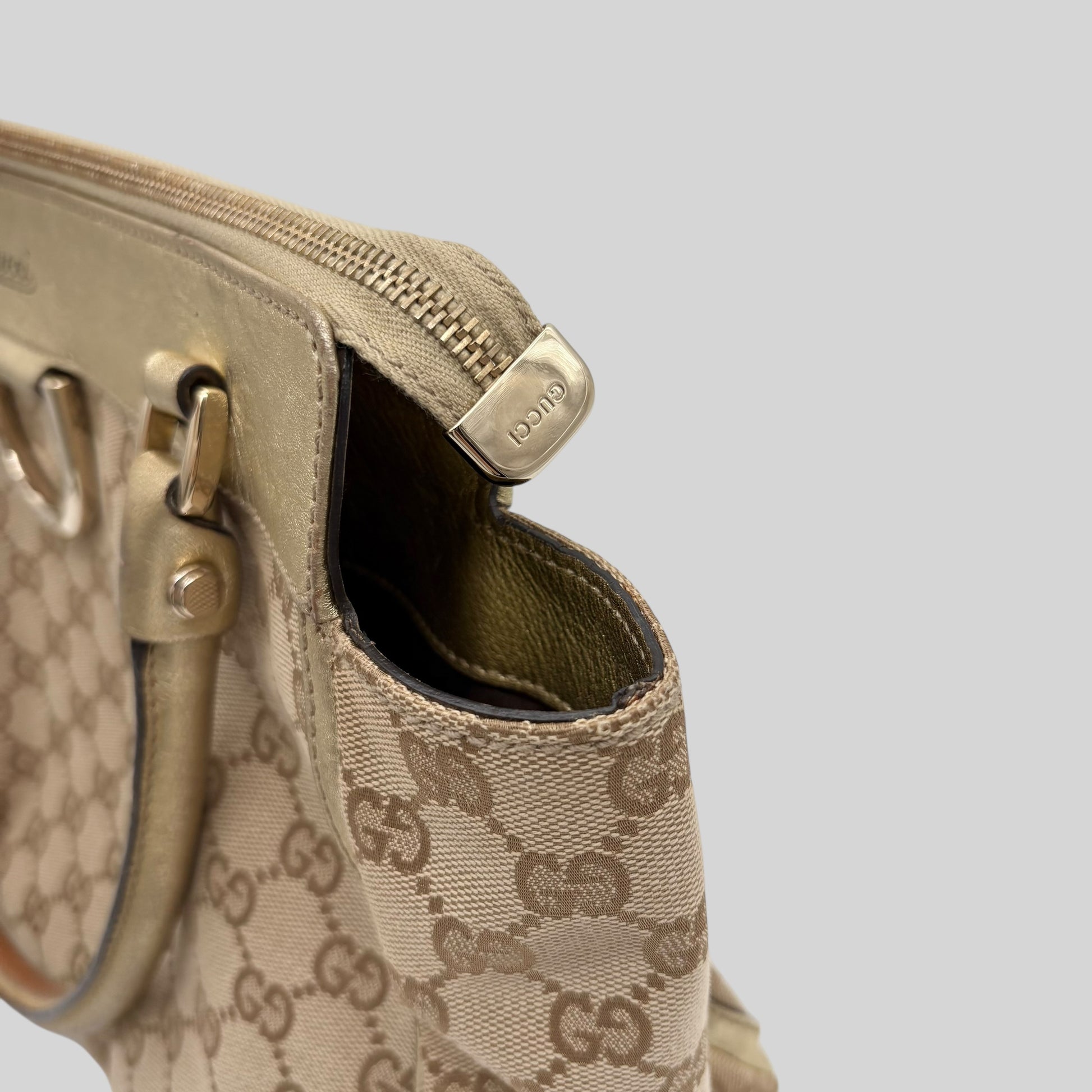 Gucci D-Ring