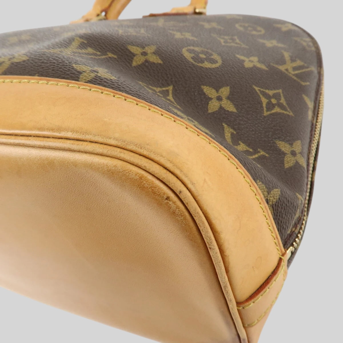 Louis Vuitton Alma PM