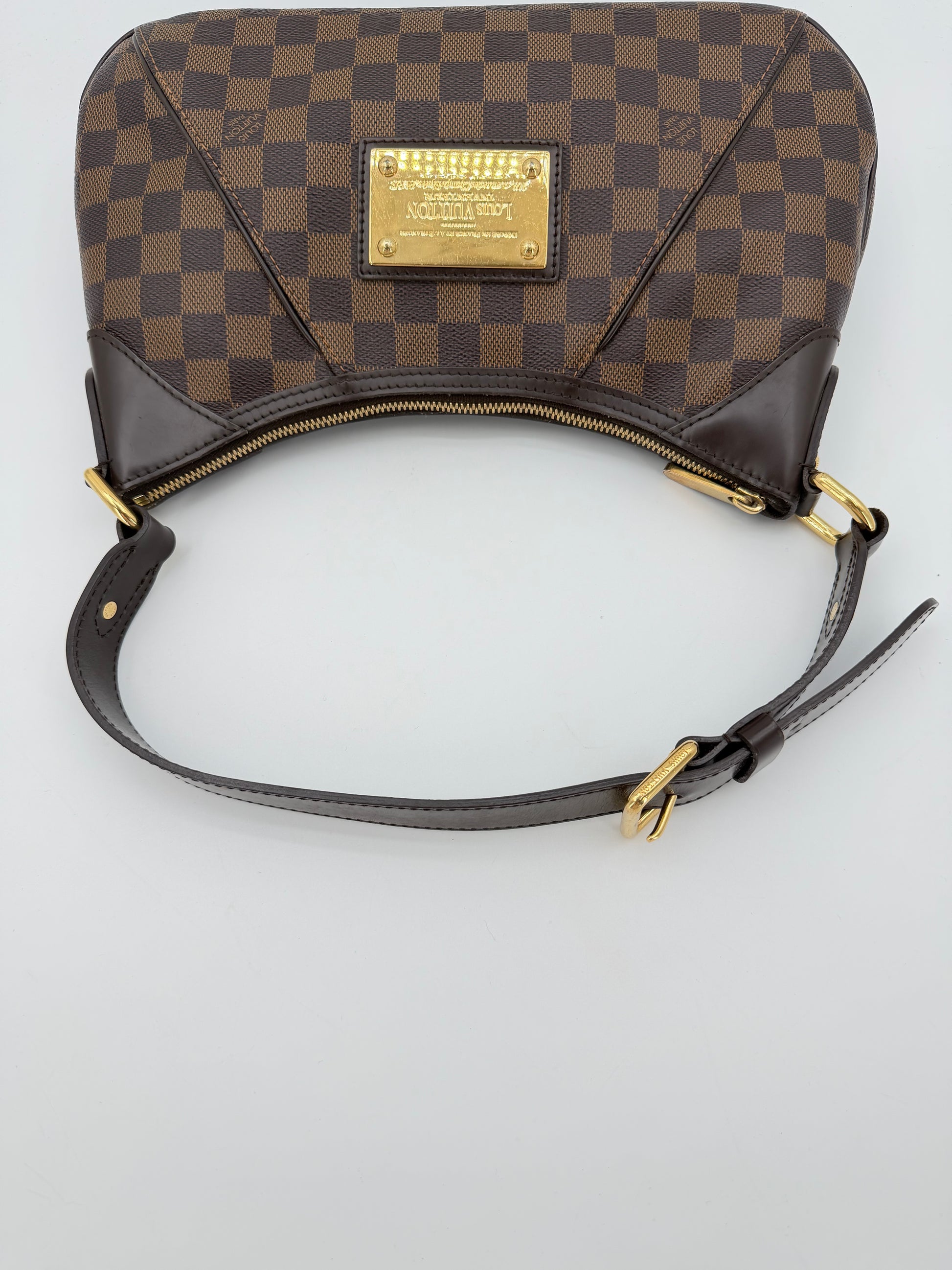 LOUIS VUITTON THAMES PM