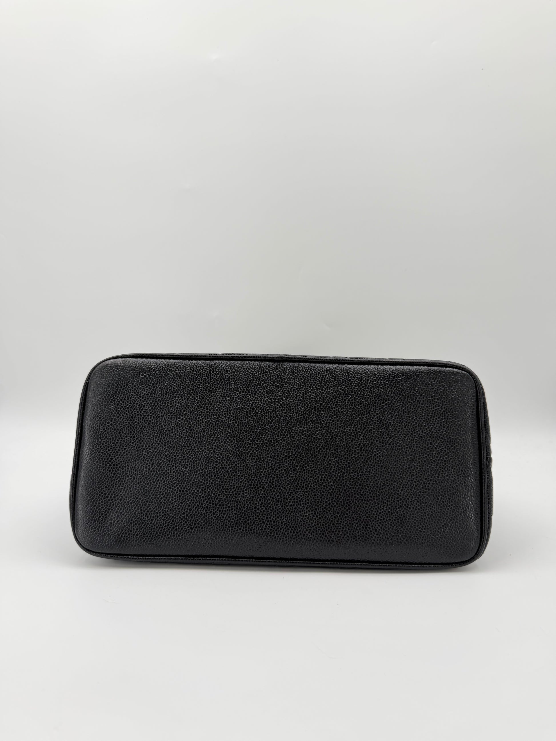 CHANEL MEDAILLON