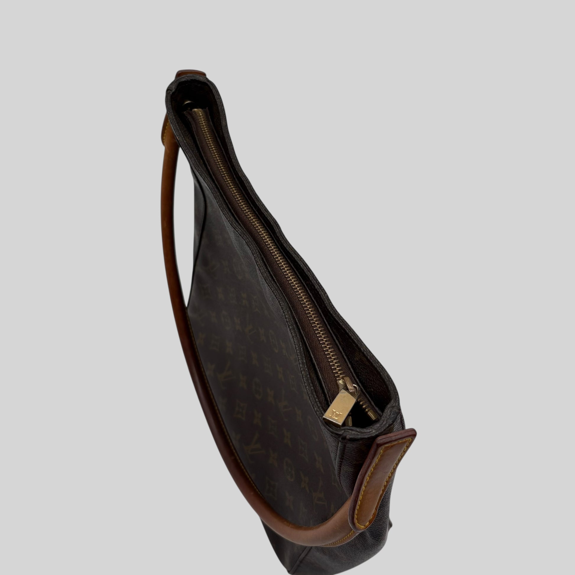Louis Vuitton Looping GM