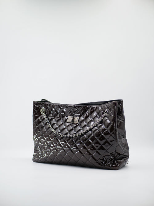 CHANEL 2.55 TOTE