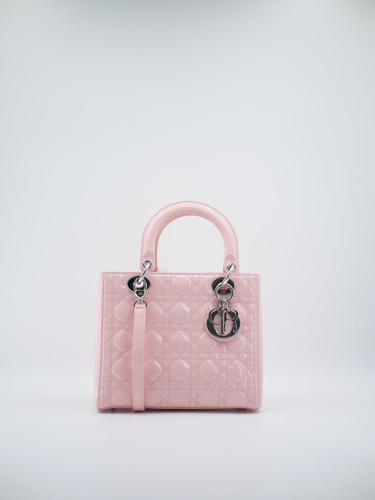 Sac a main Dior Lady M rose en cuir verni