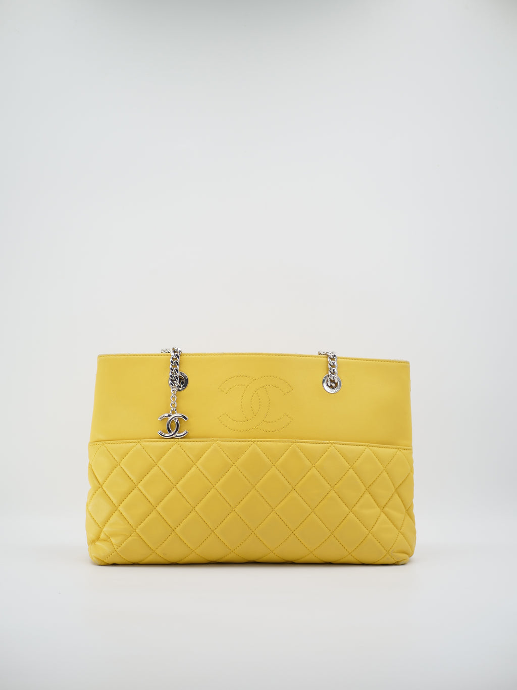 Sac a main Chanel Matelasse Tote jaune en cuir d'agneau