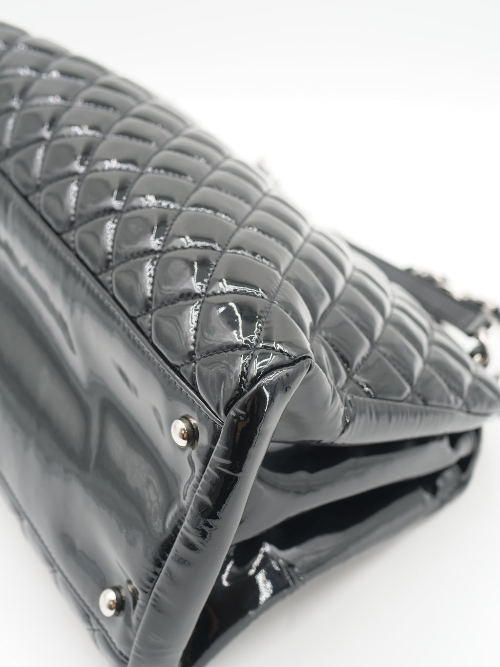 CHANEL MADEMOISELLE TOTE