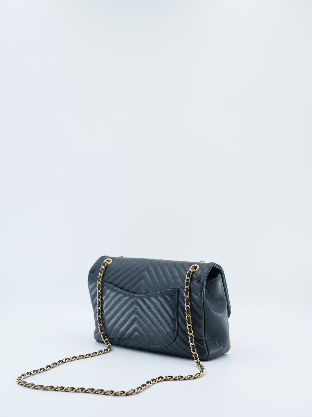CHANEL ROCK THE CORNER FLAP