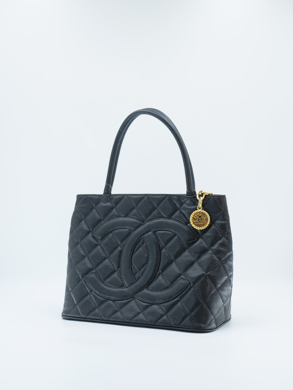 CHANEL MEDAILLON CAVIAR