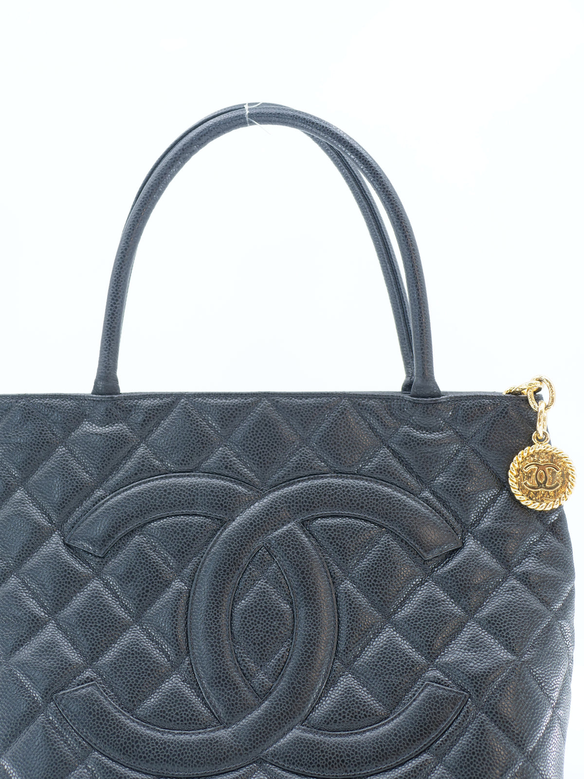 CHANEL MEDAILLON CAVIAR