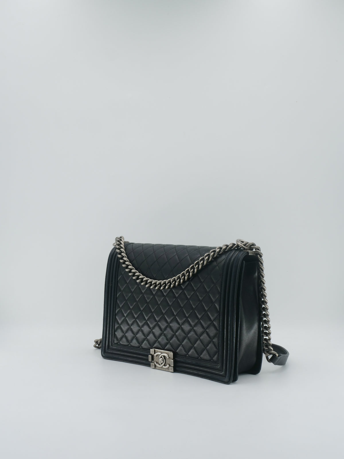 CHANEL BOY XL