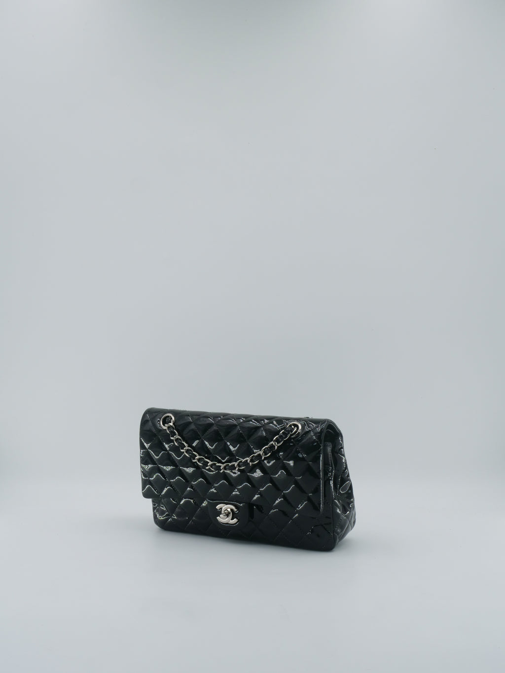 CHANEL TIMELESS 25 PATENT LEATHER