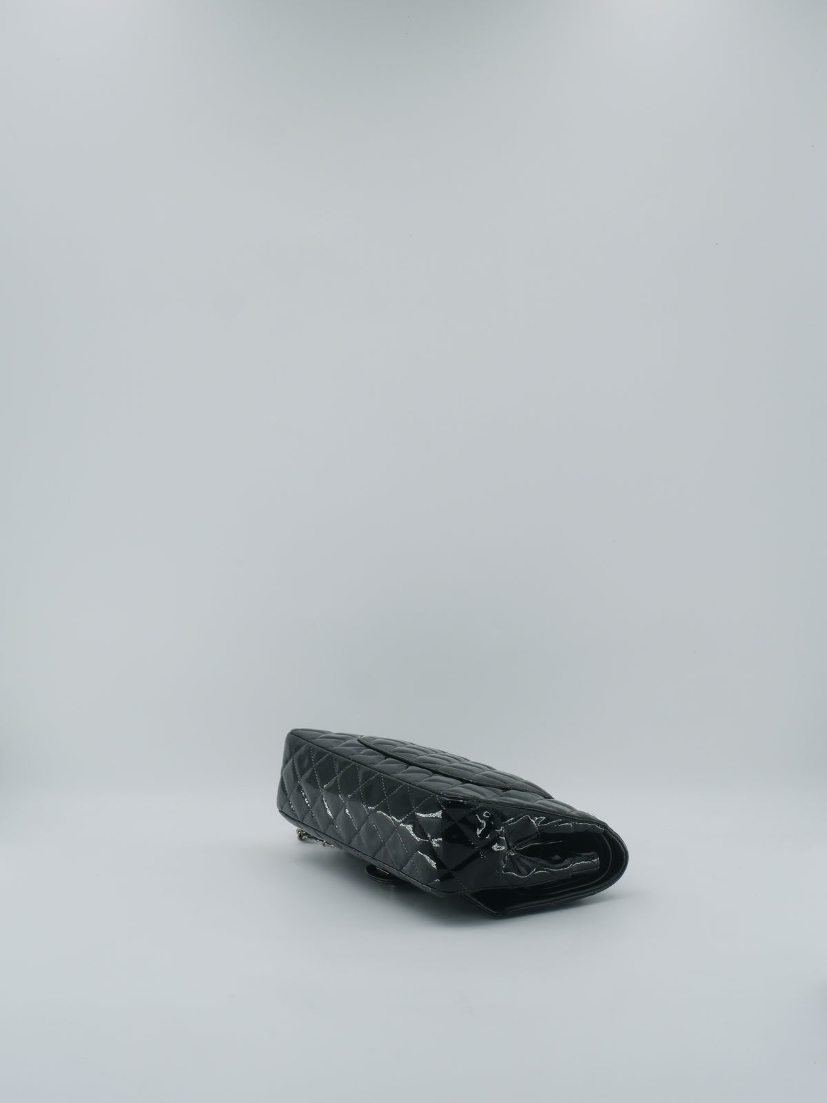 CHANEL TIMELESS 25 PATENT LEATHER