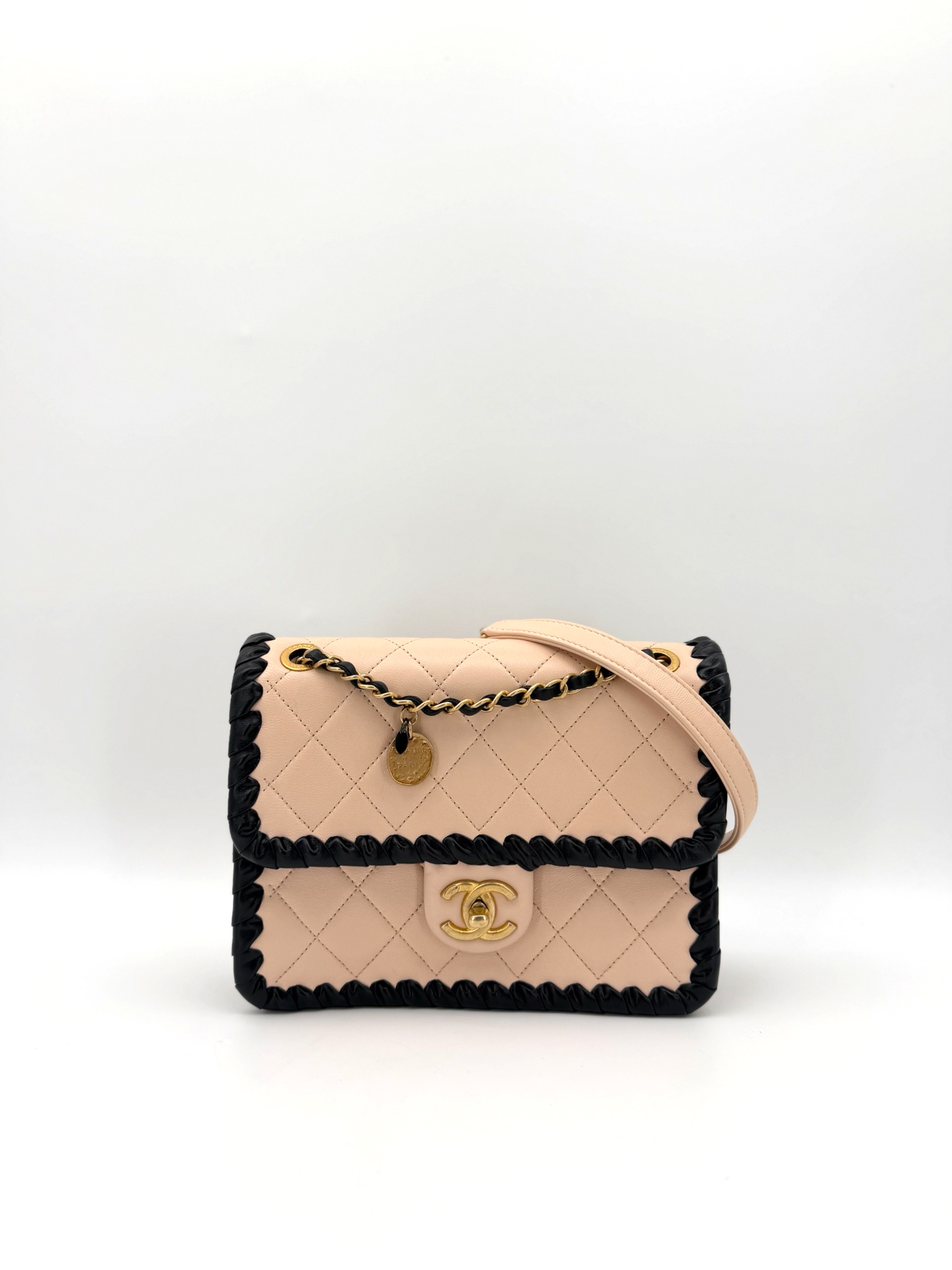 CHANEL MY OWN FRAME