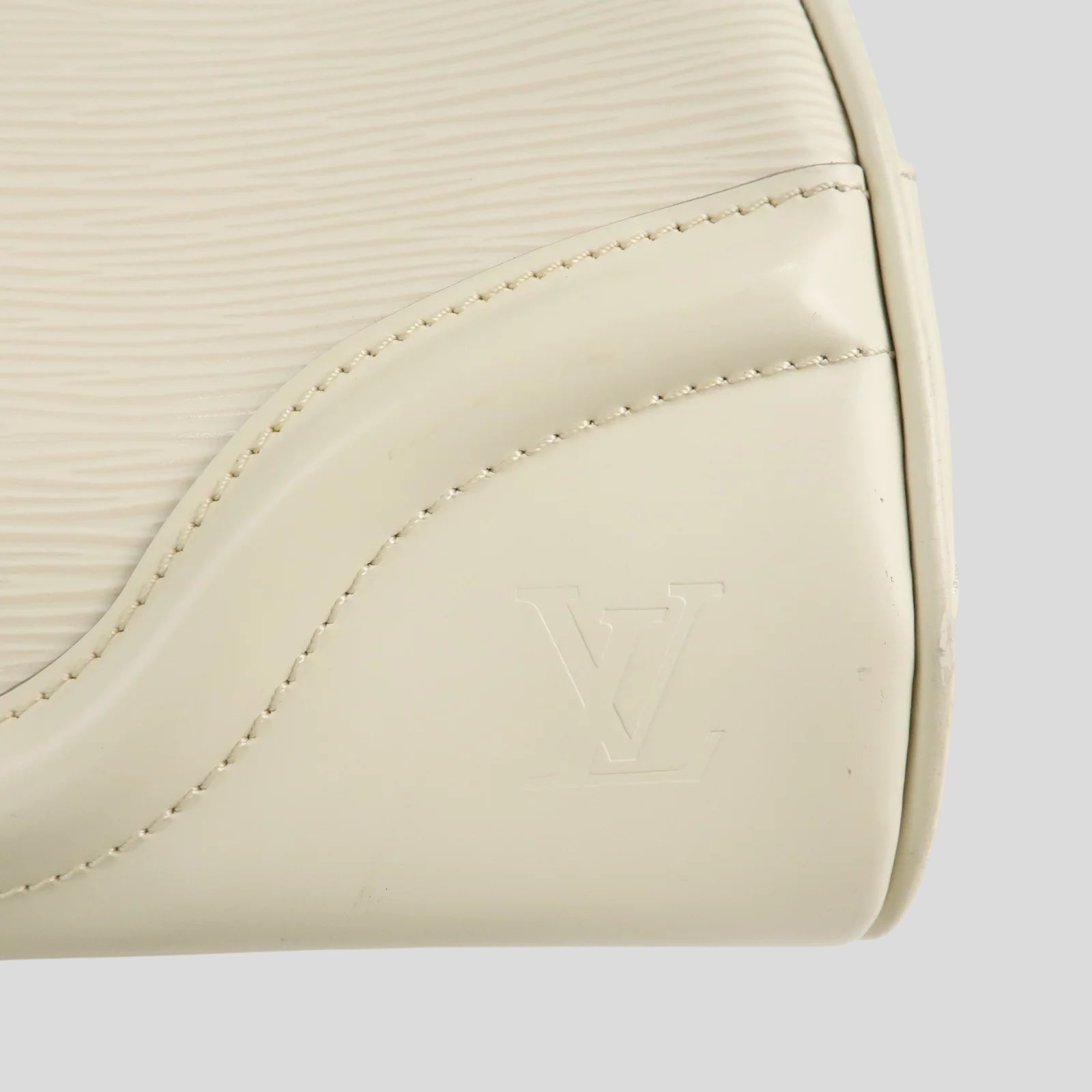 Louis Vuitton Bowling Montaigne Epi