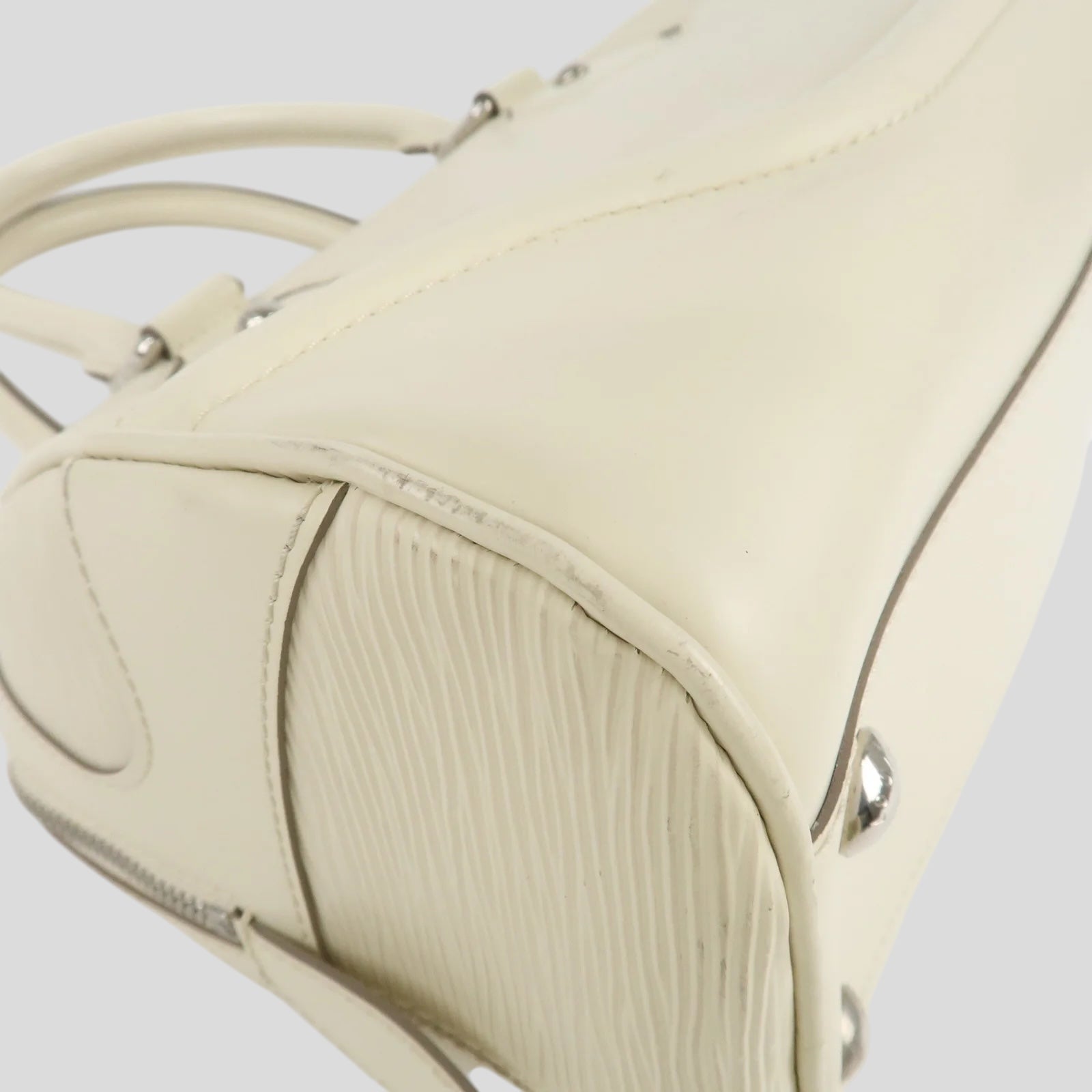 Louis Vuitton Bowling Montaigne Epi