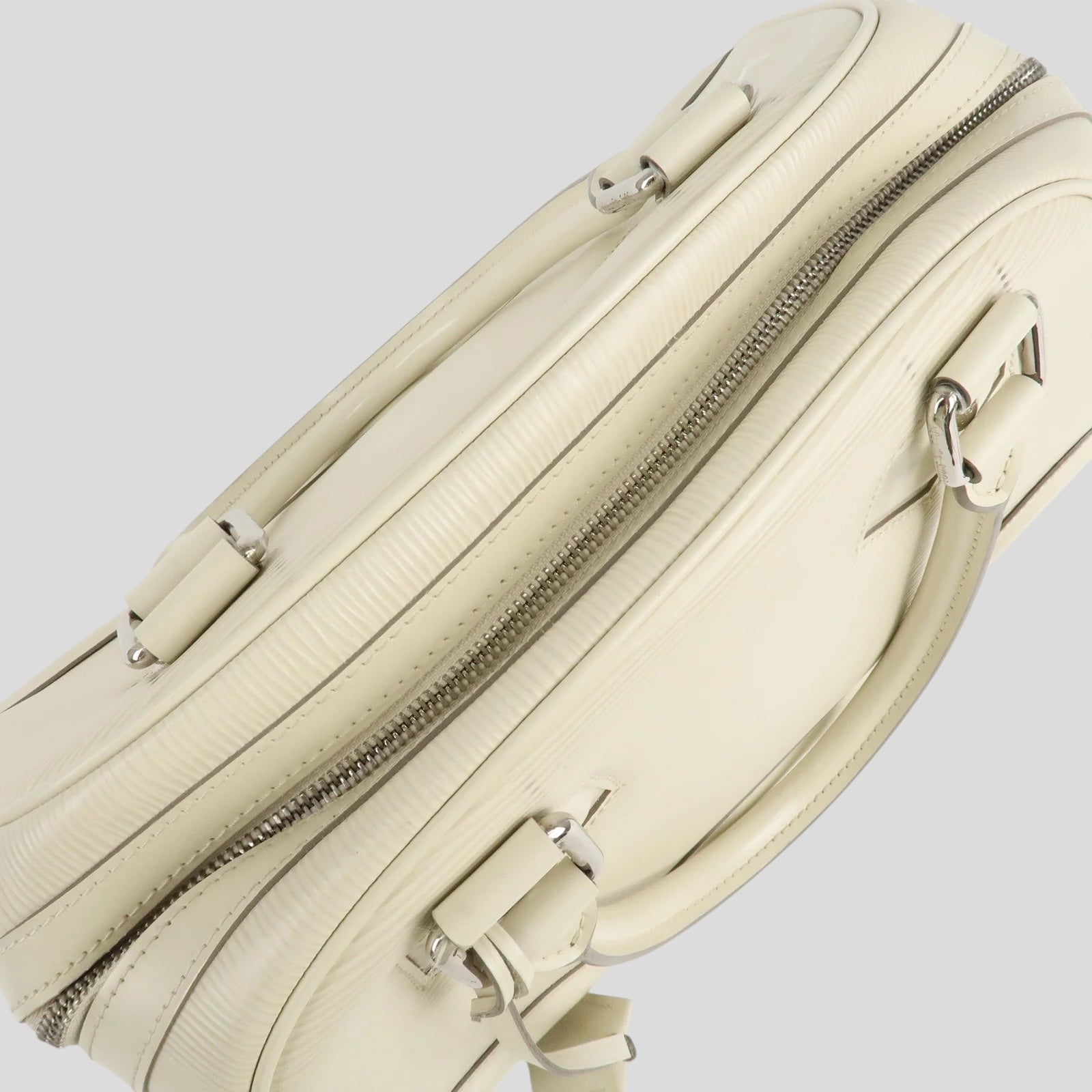 Louis Vuitton Bowling Montaigne Epi