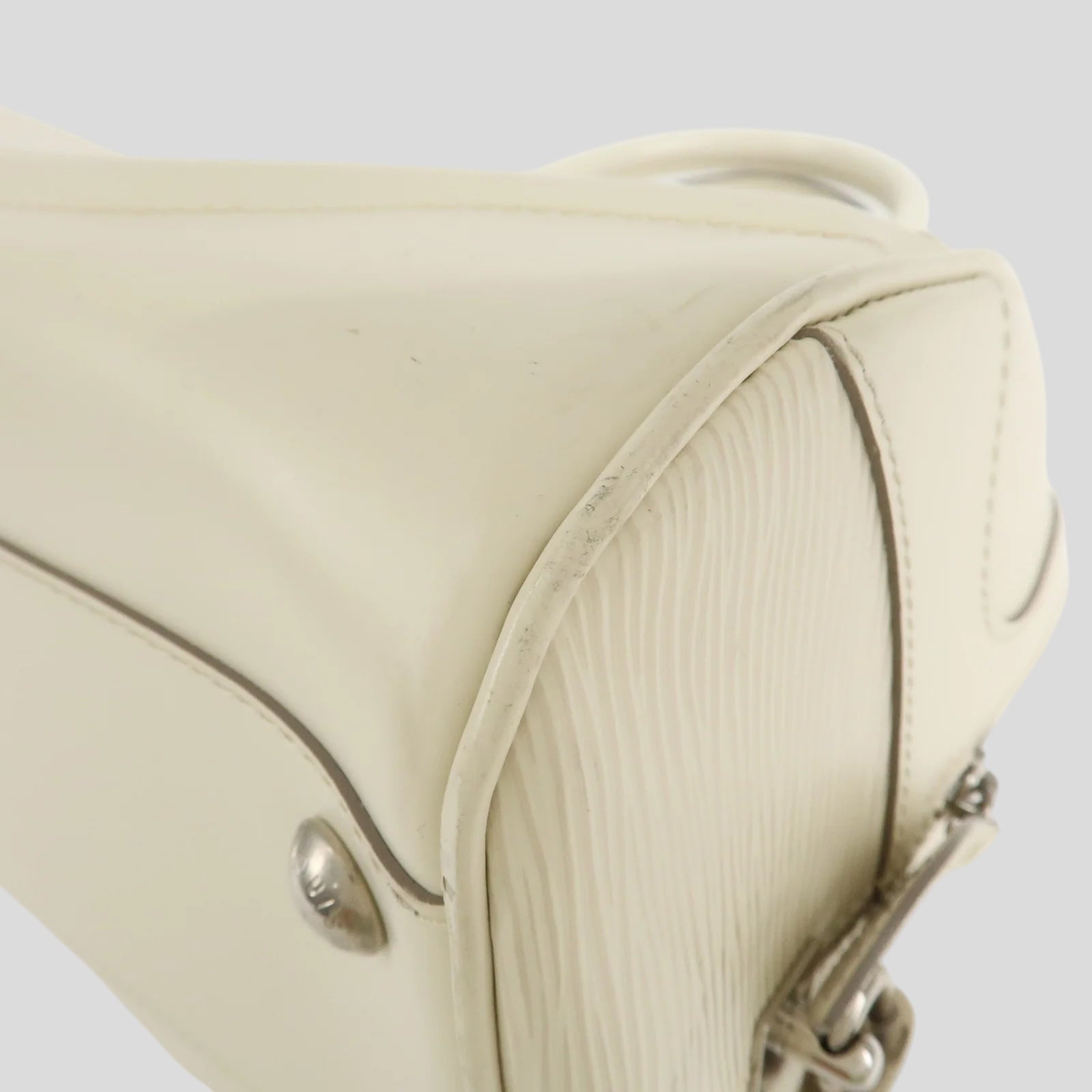 Louis Vuitton Bowling Montaigne Epi